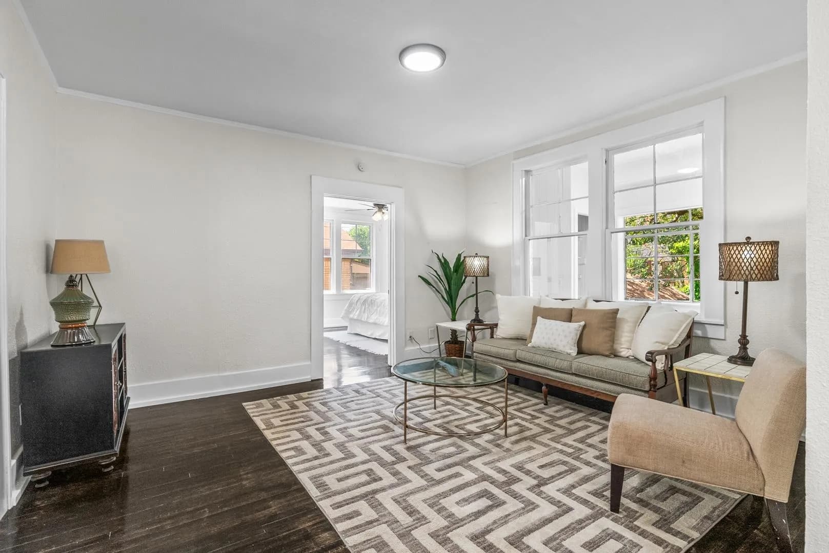 Property at 108 S Martin - Image 4
