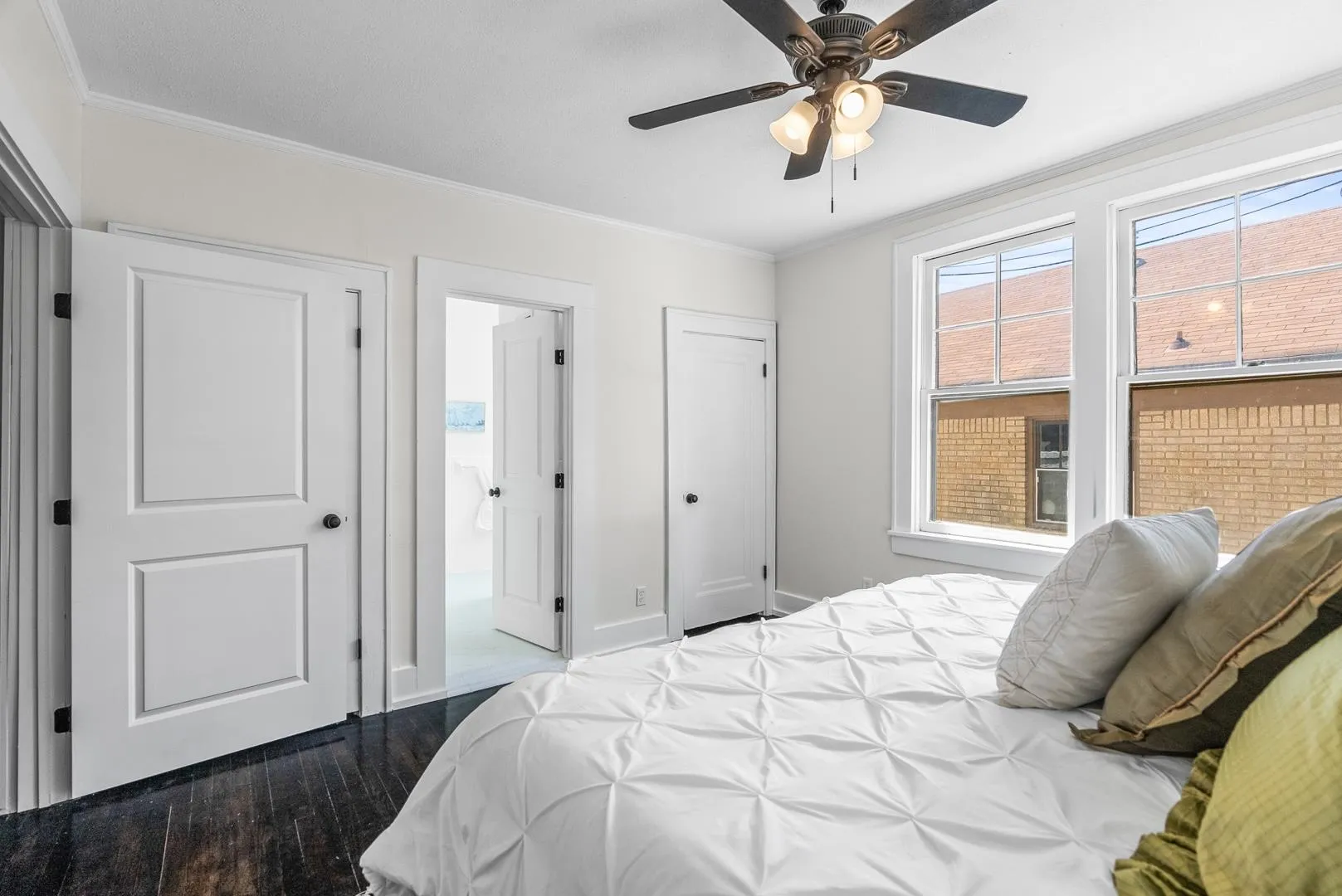 Property at 108 S Martin - Image 27