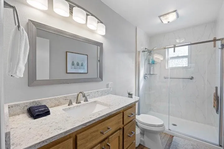 Property at 902 W 18th terrace - Image 24