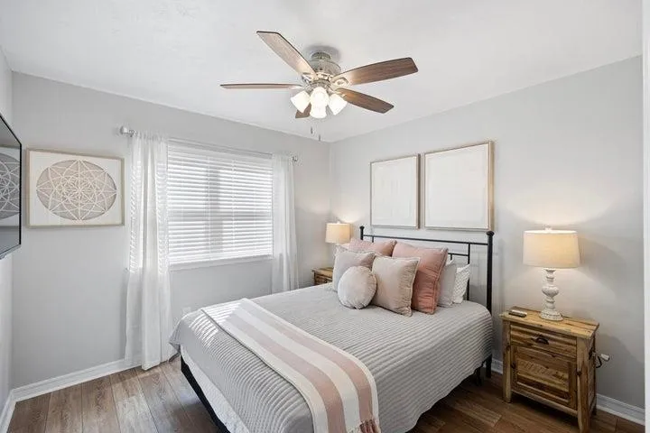 Property at 902 W 18th terrace - Image 20