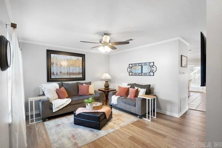 Property at 902 W 18th terrace - Image 2