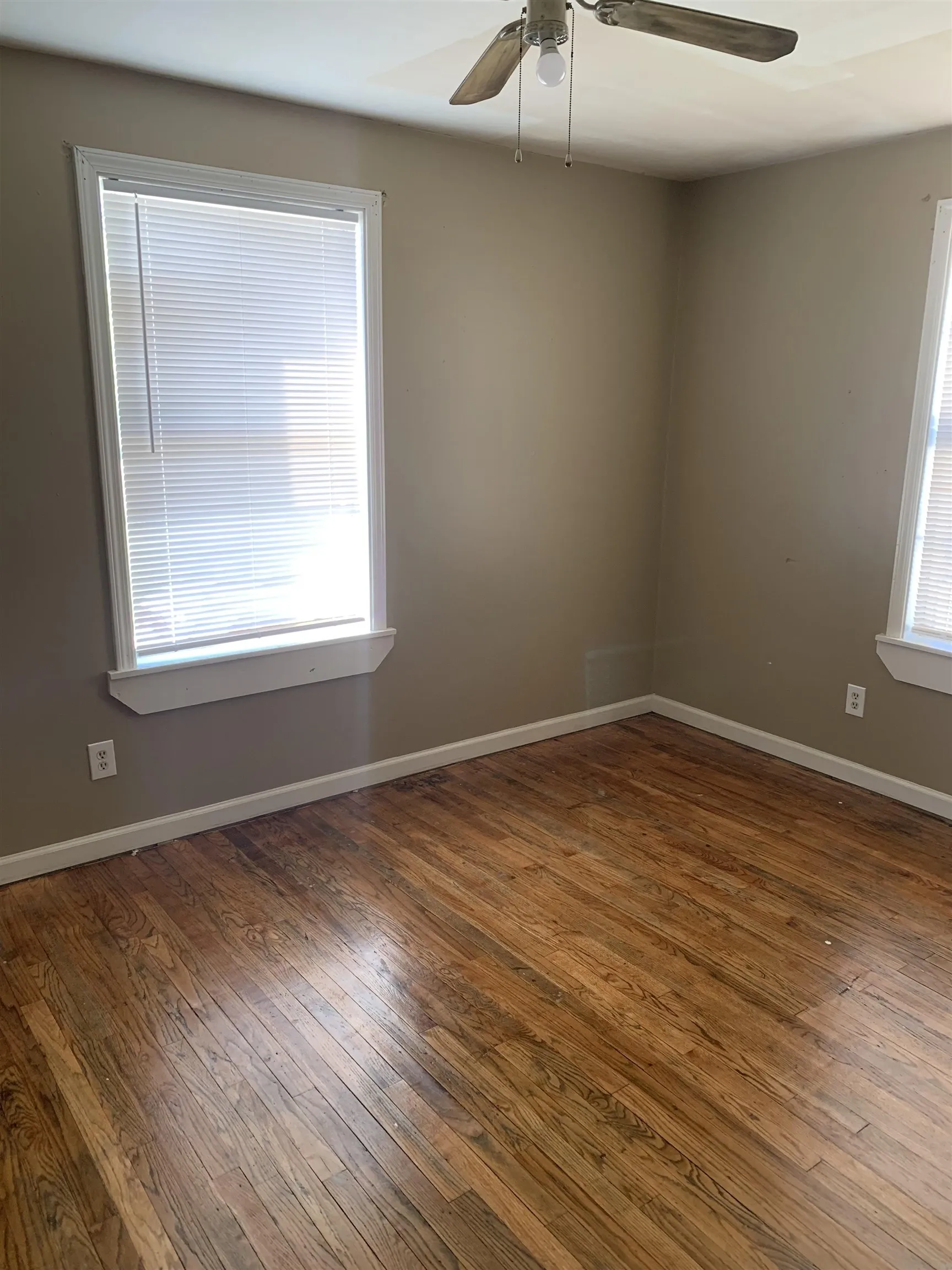 Property at 214  Curtis sykes - Image 2