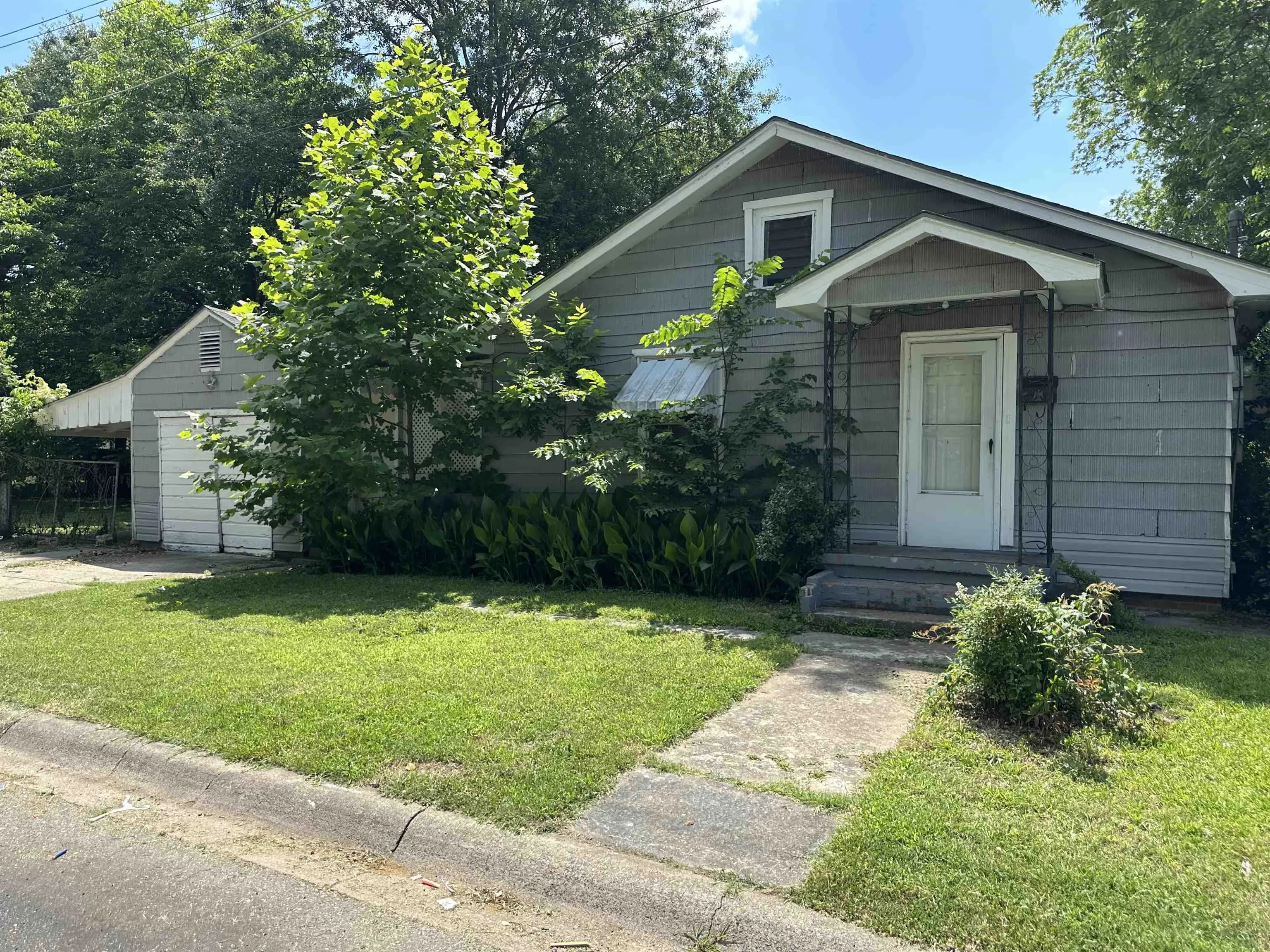 Property at 4601  Haywood - Image 1
