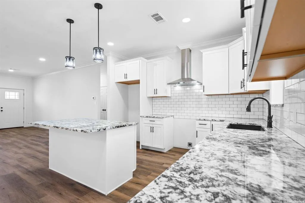 Property at 104  Zealplumb - Image 10
