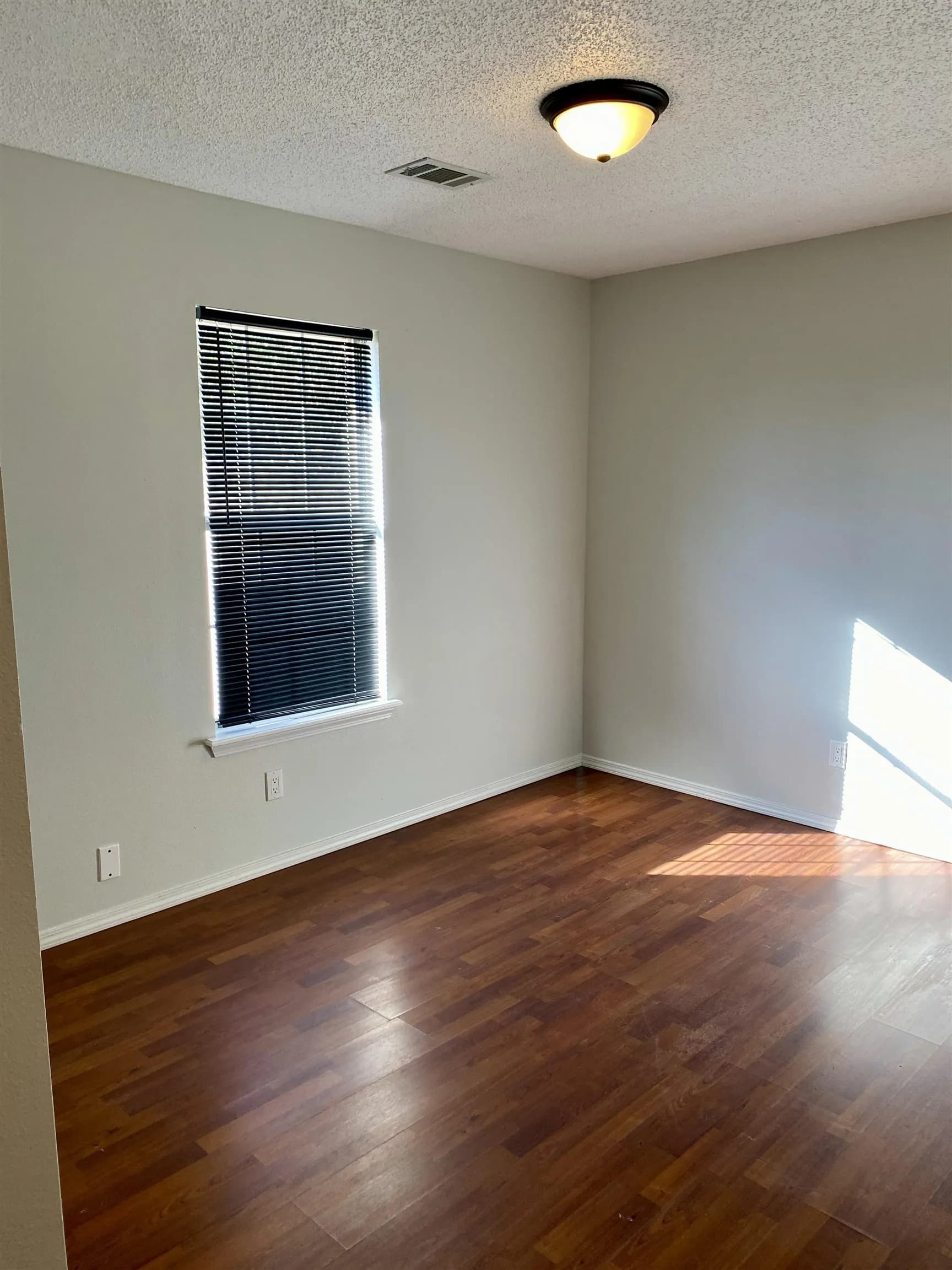 Property at 908  Mill road - Image 23