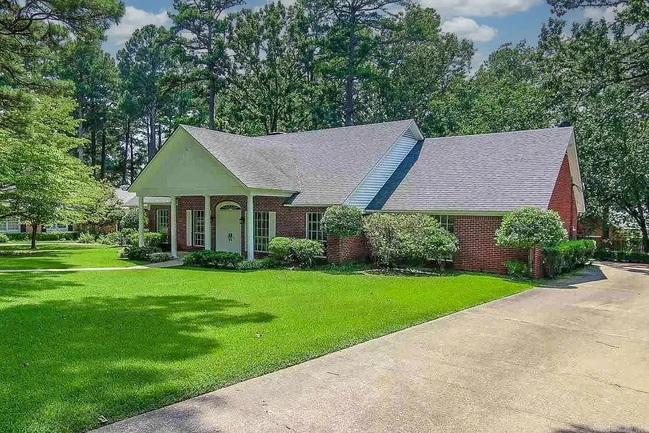 Property at 9  Pine grove place - Image 2