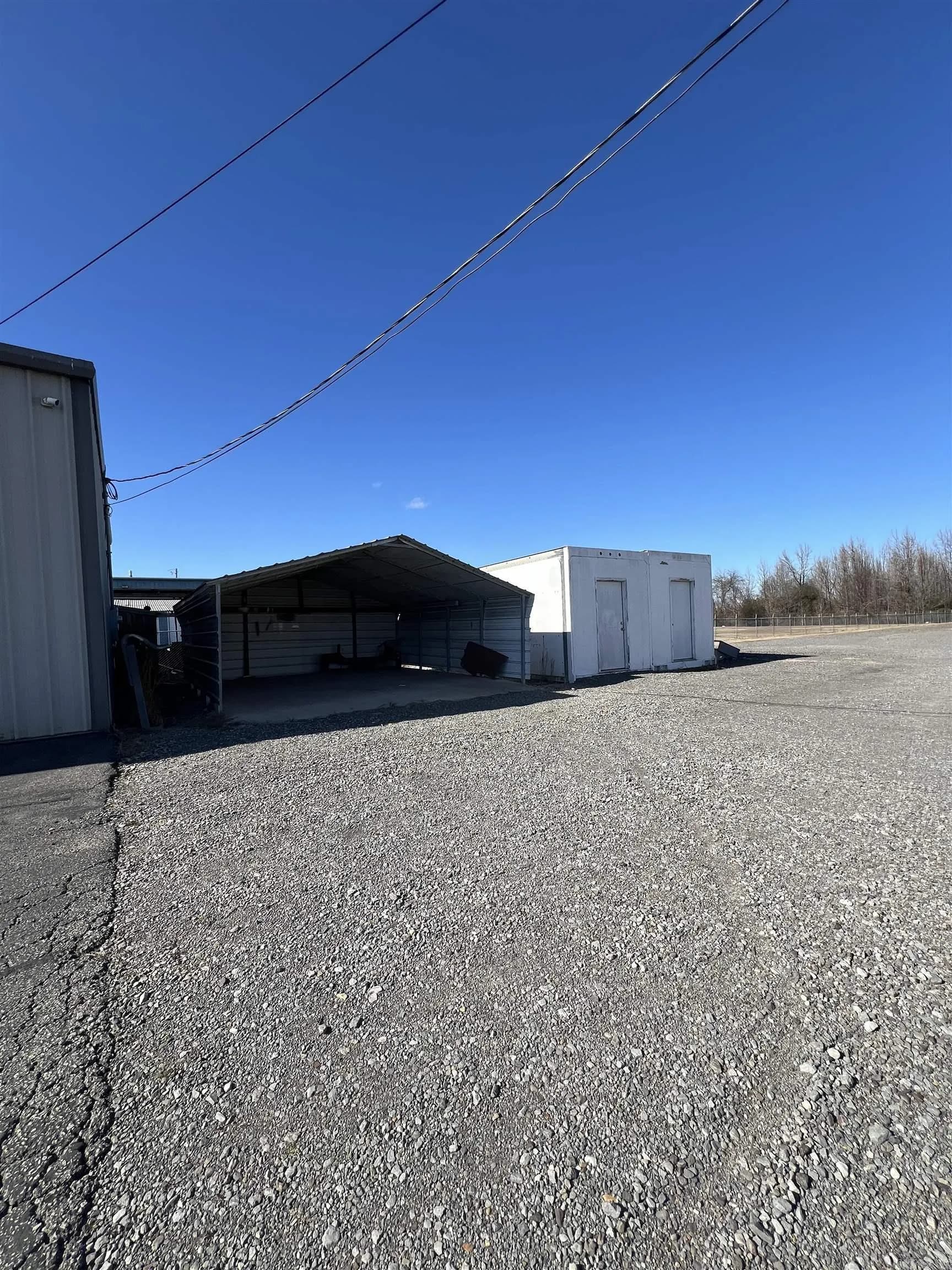 Property at 1614 E Booth - Image 21