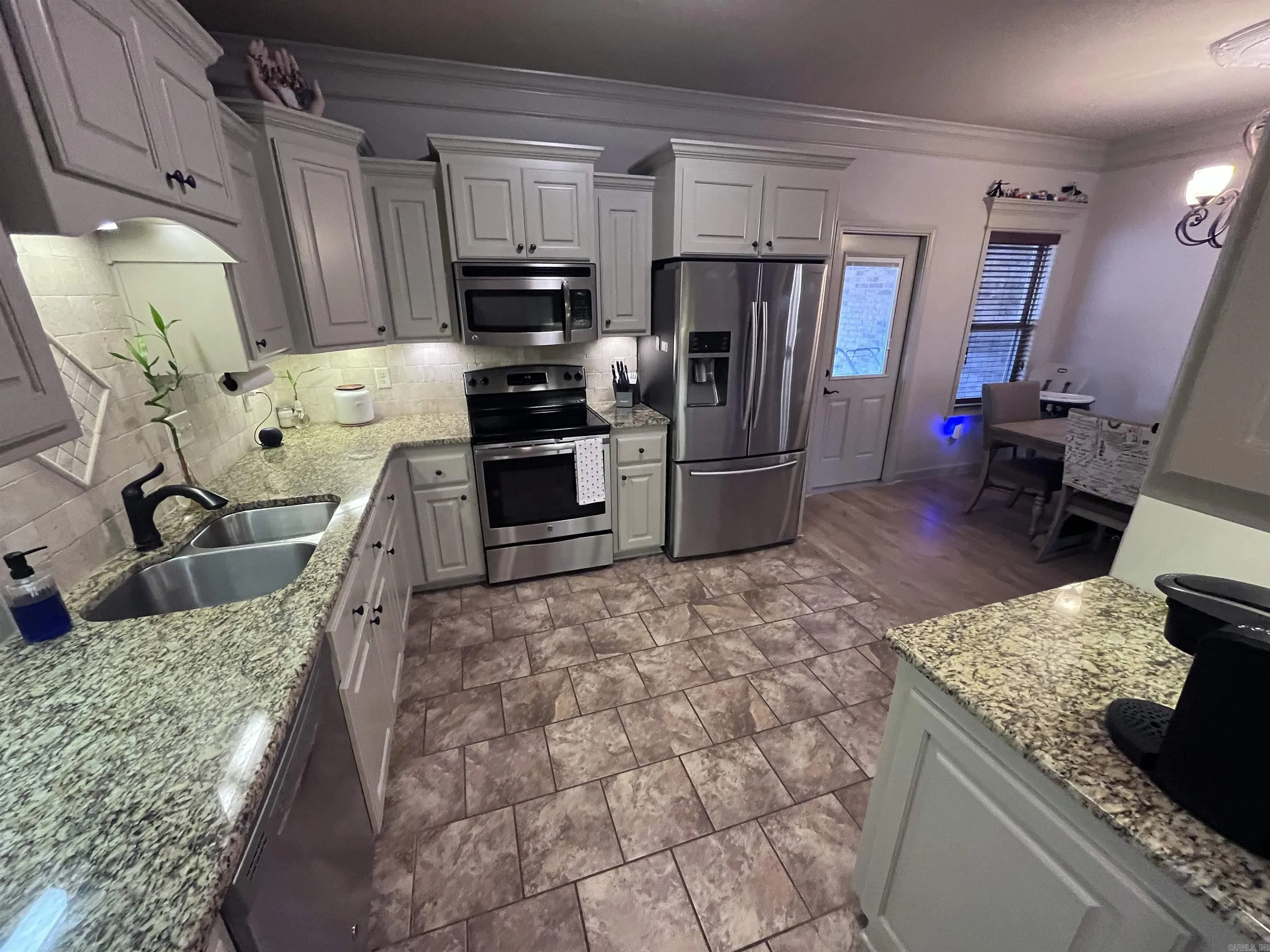 Property at 15  Sierra - Image 9