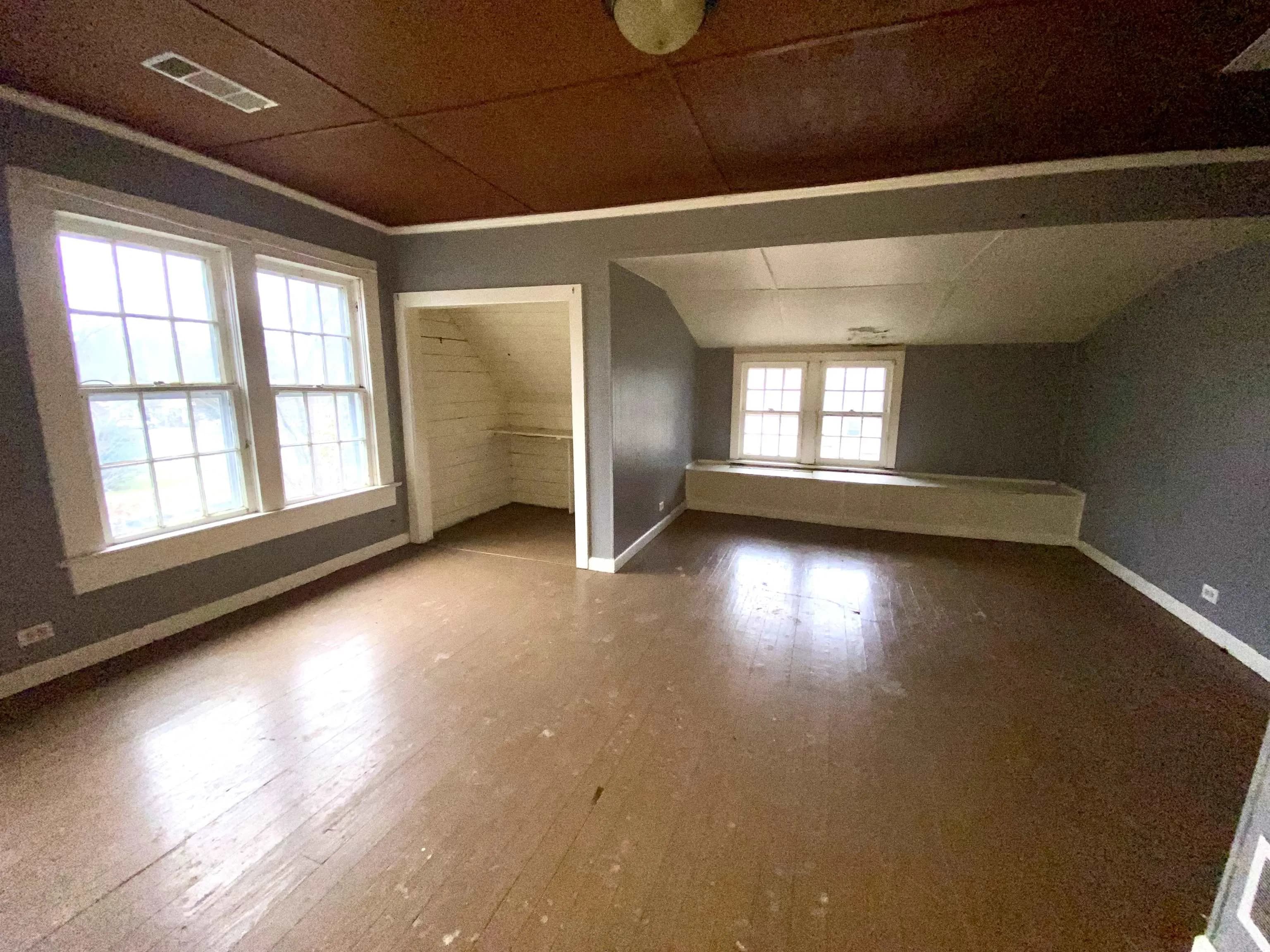 Property at 1021 W Jefferson - Image 15
