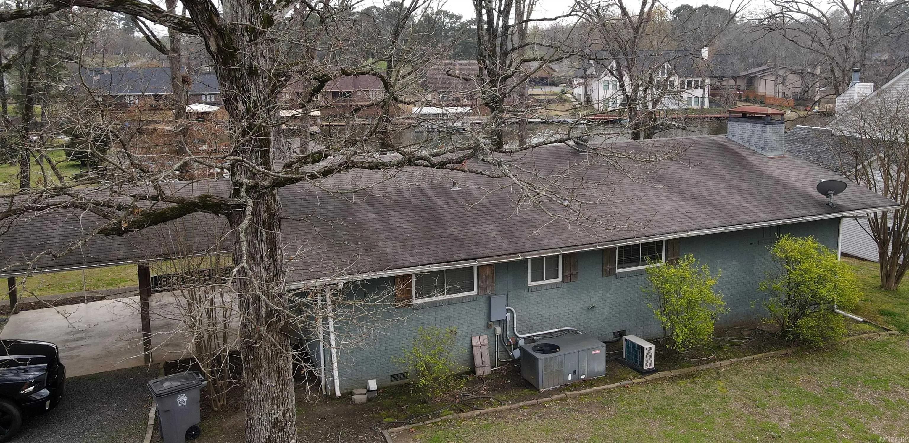 Property at 189  Bayshore - Image 10