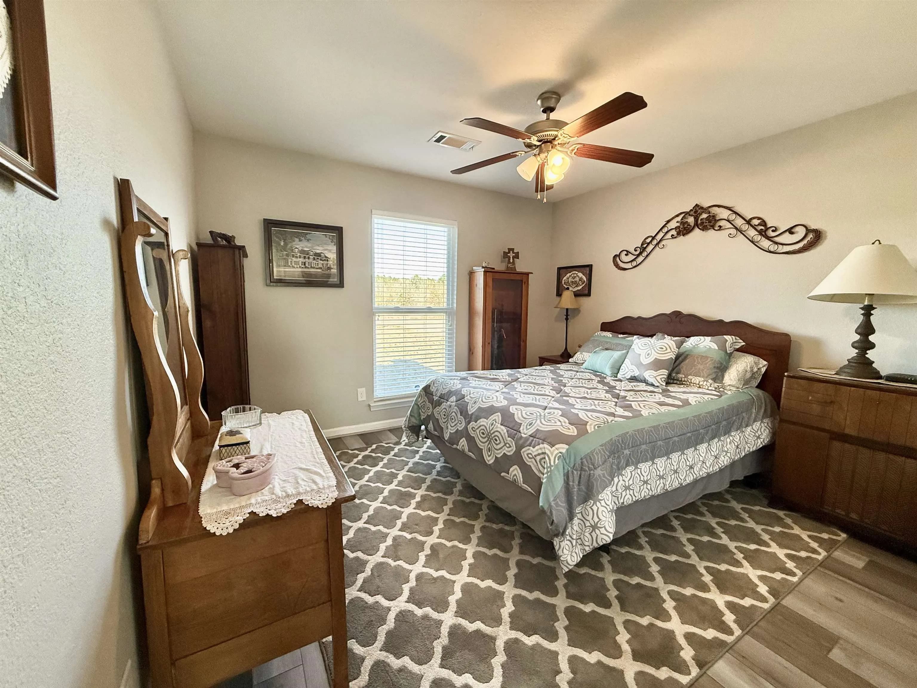 Property at 8337  Sagebrush - Image 13