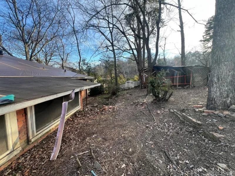 Property at 1700  Lilac cir - Image 4