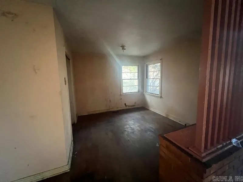 Property at 1700  Lilac cir - Image 8