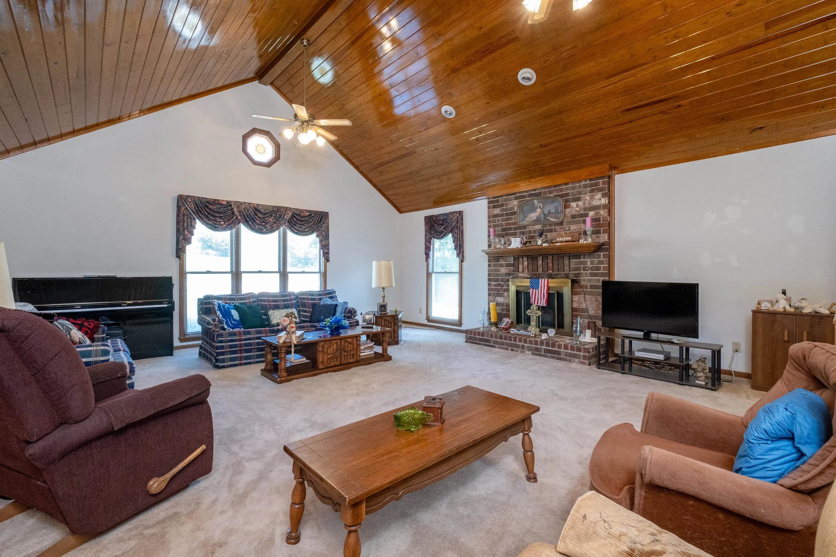 Property at 14122  Taylor loop rd - Image 4