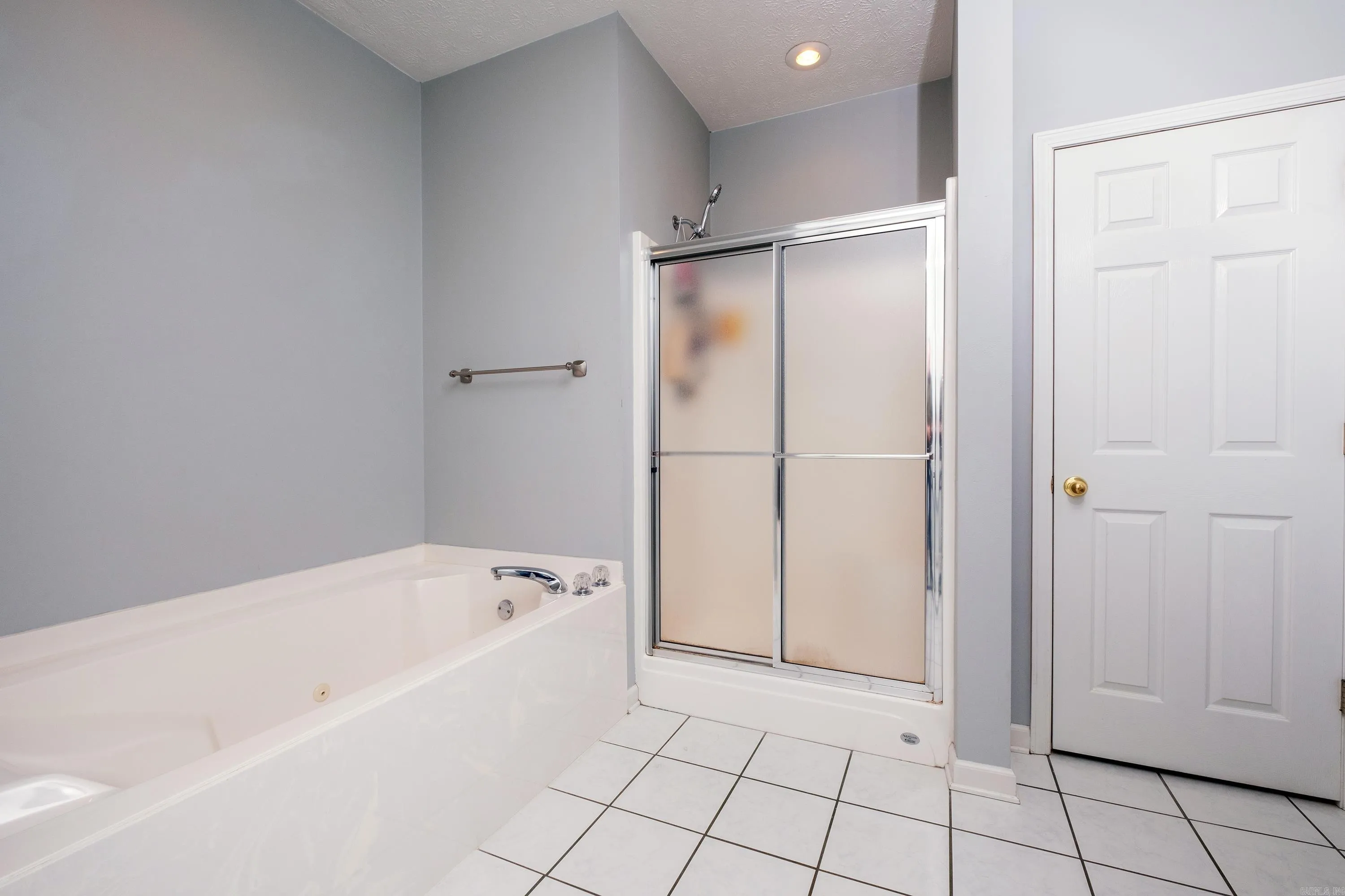 Property at 72  Zircon - Image 20
