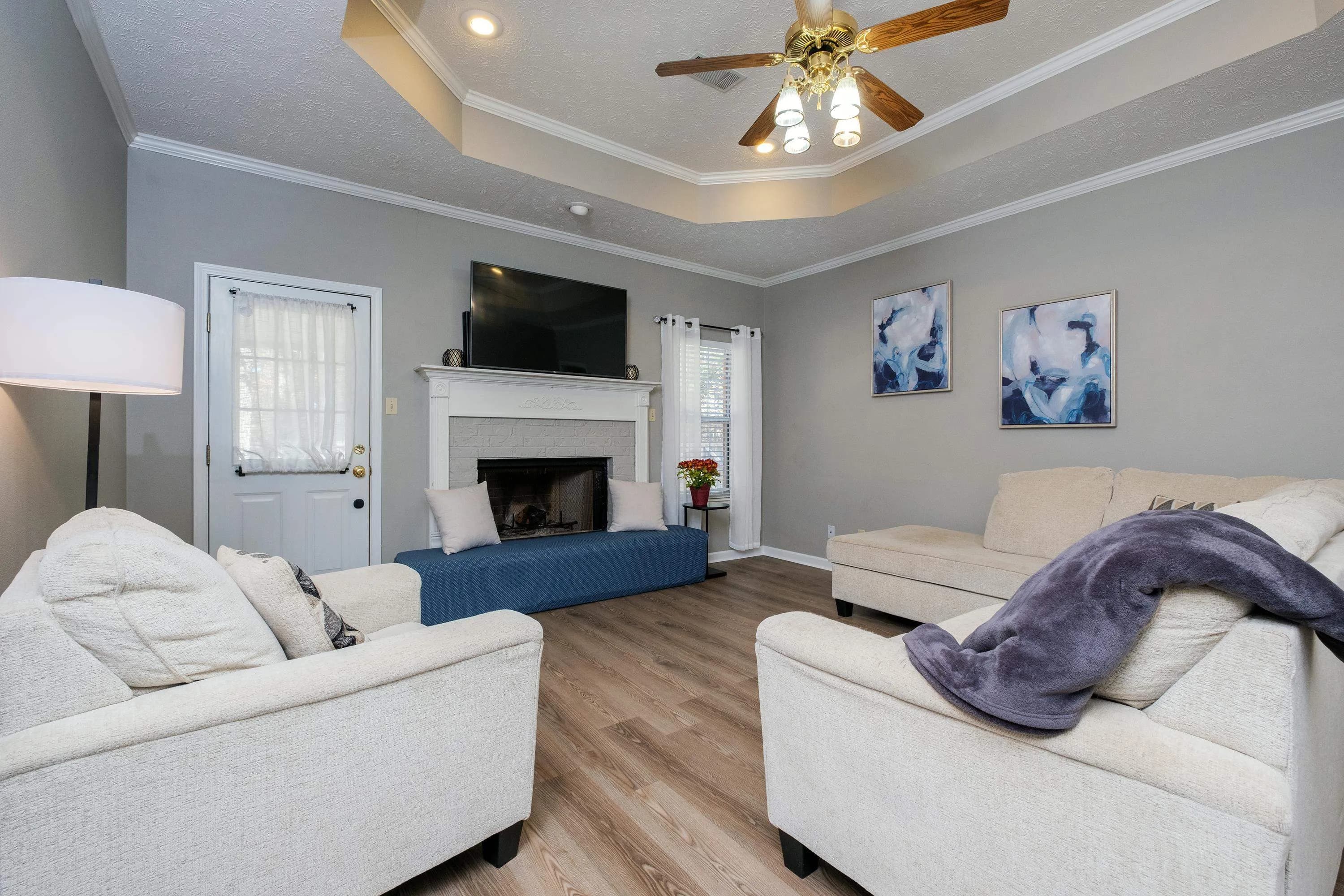 Property at 72  Zircon - Image 4