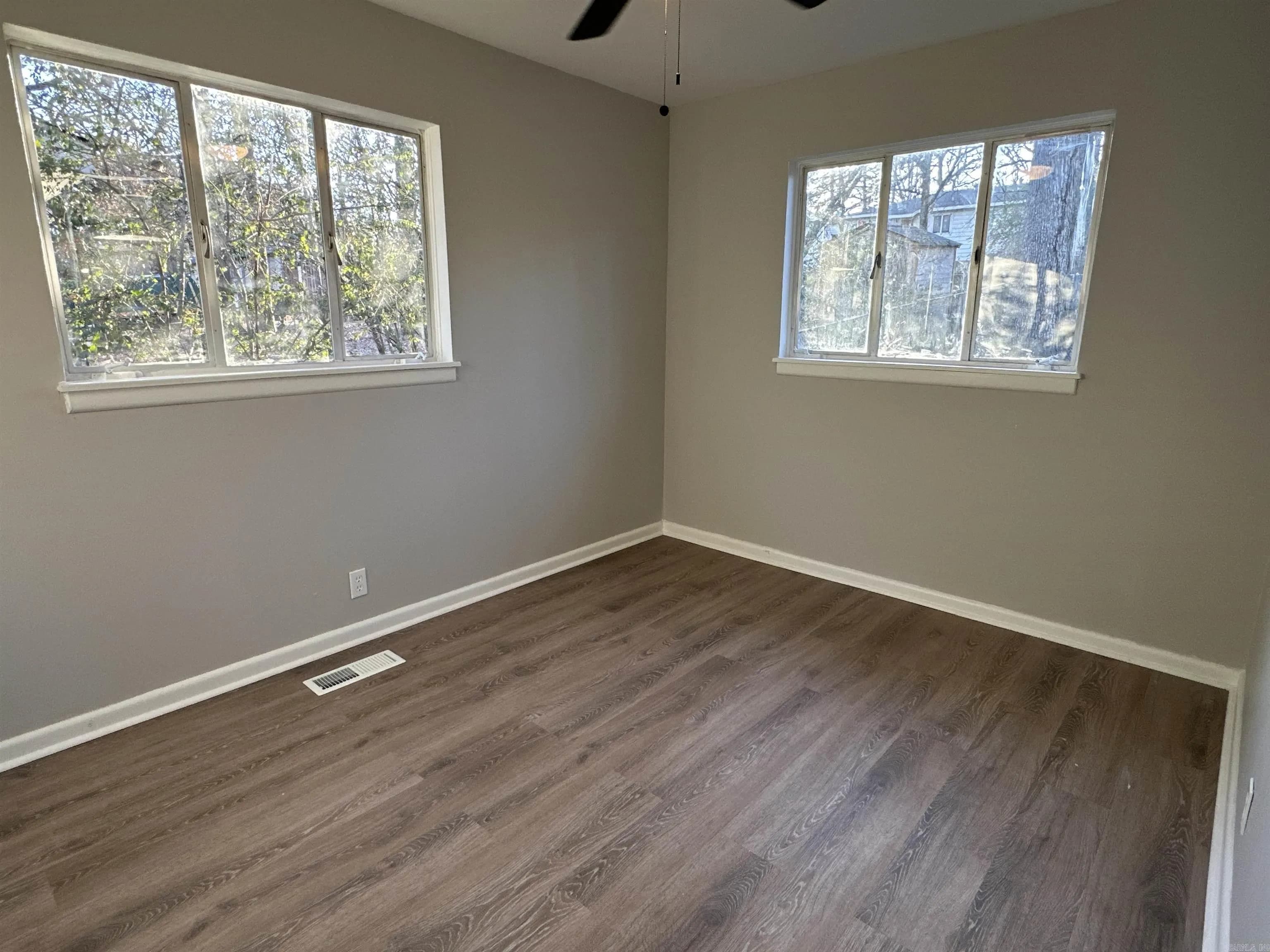Property at 16  Irving - Image 27