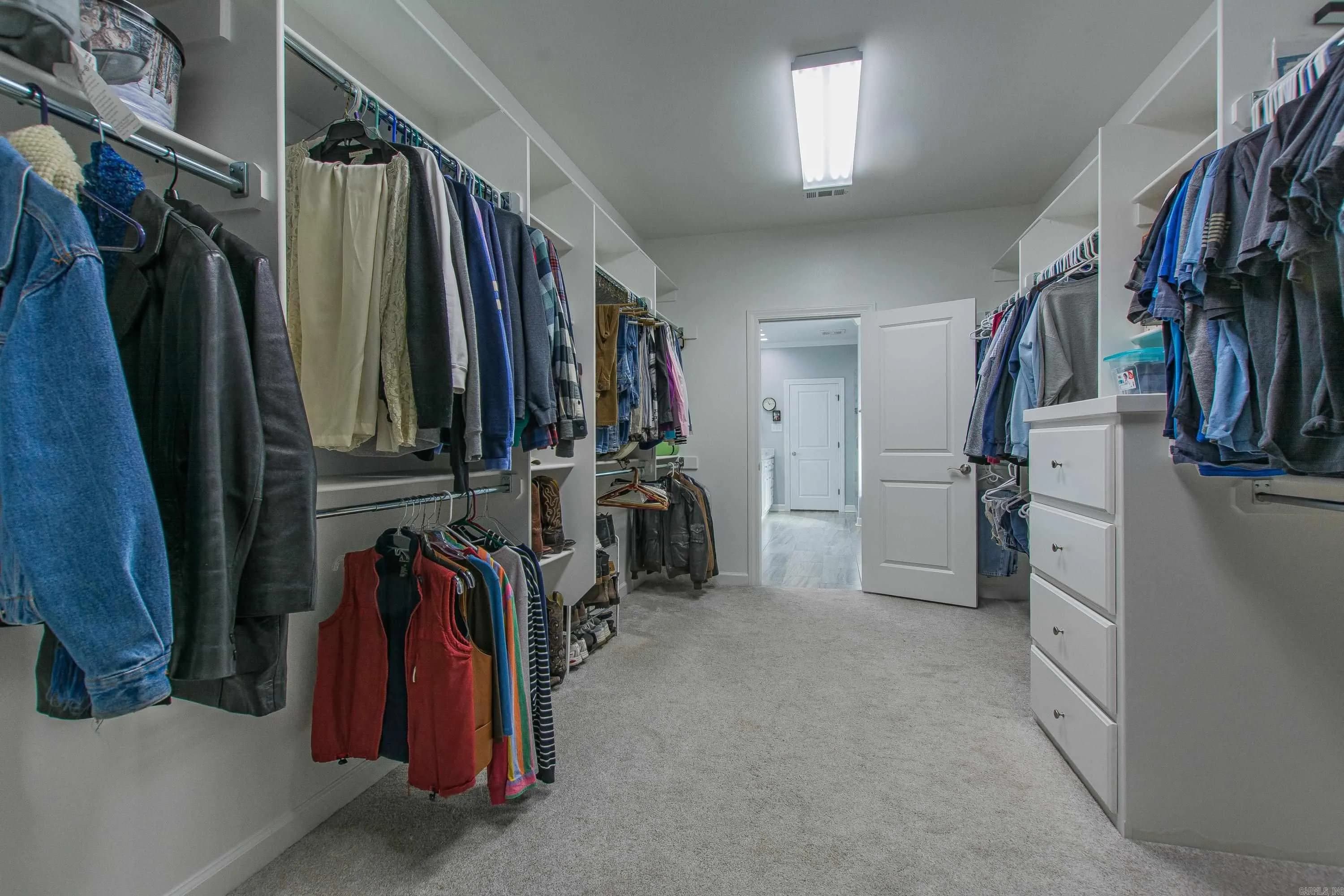 Property at 9800  Oak forest lane - Image 27
