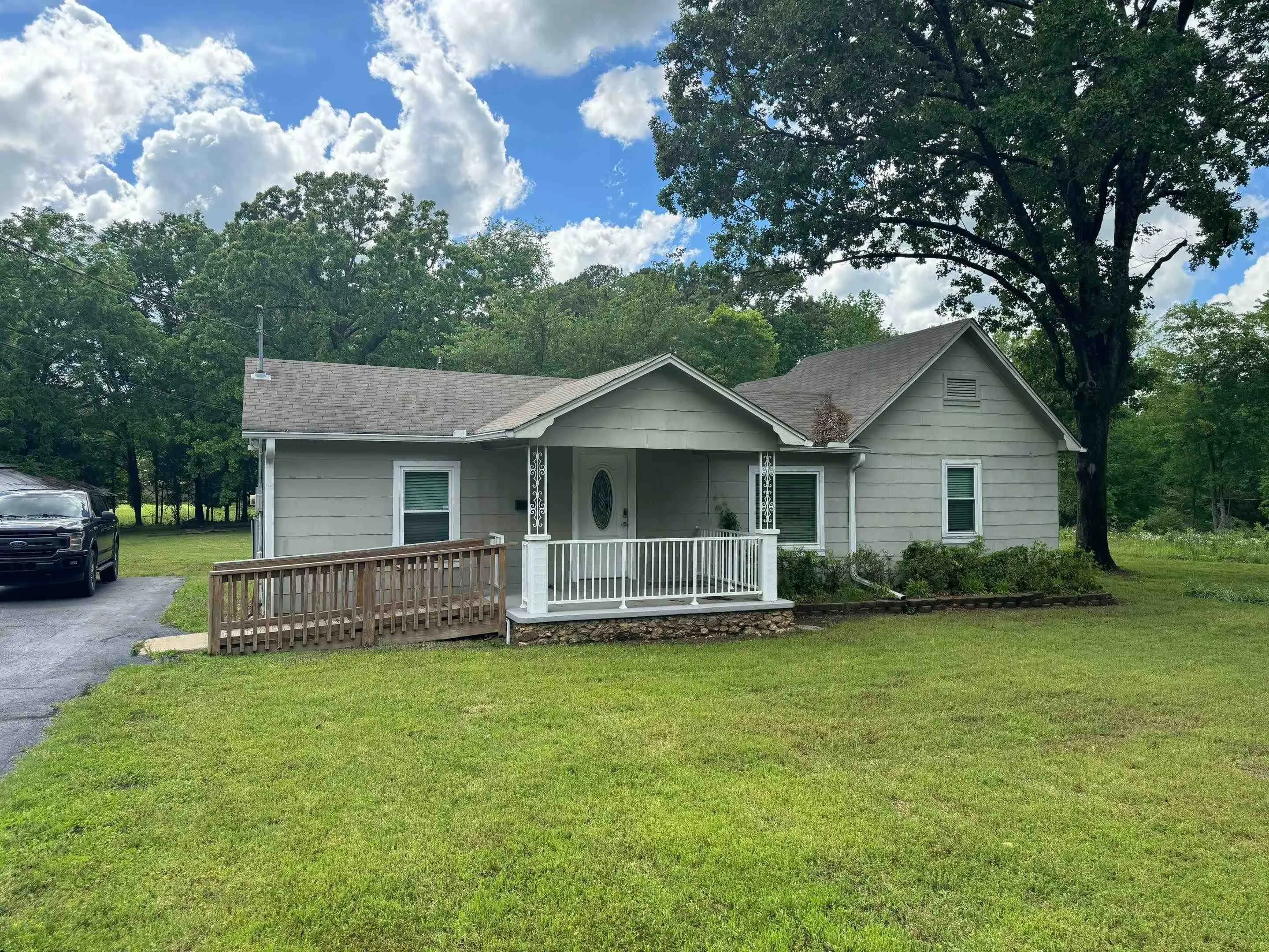 Property at 5013  Springhill - Image 16
