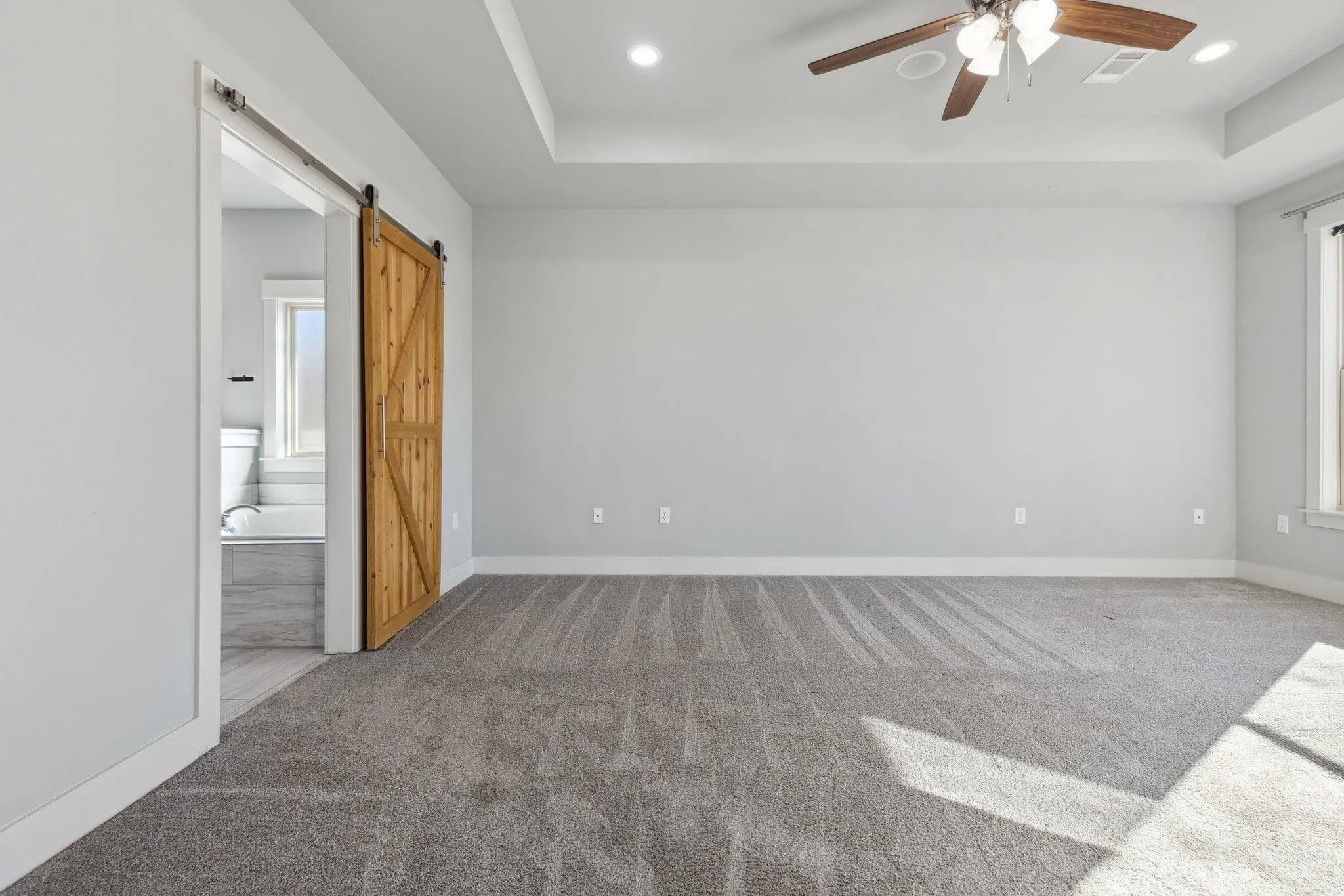 Property at 225  Reuben - Image 22