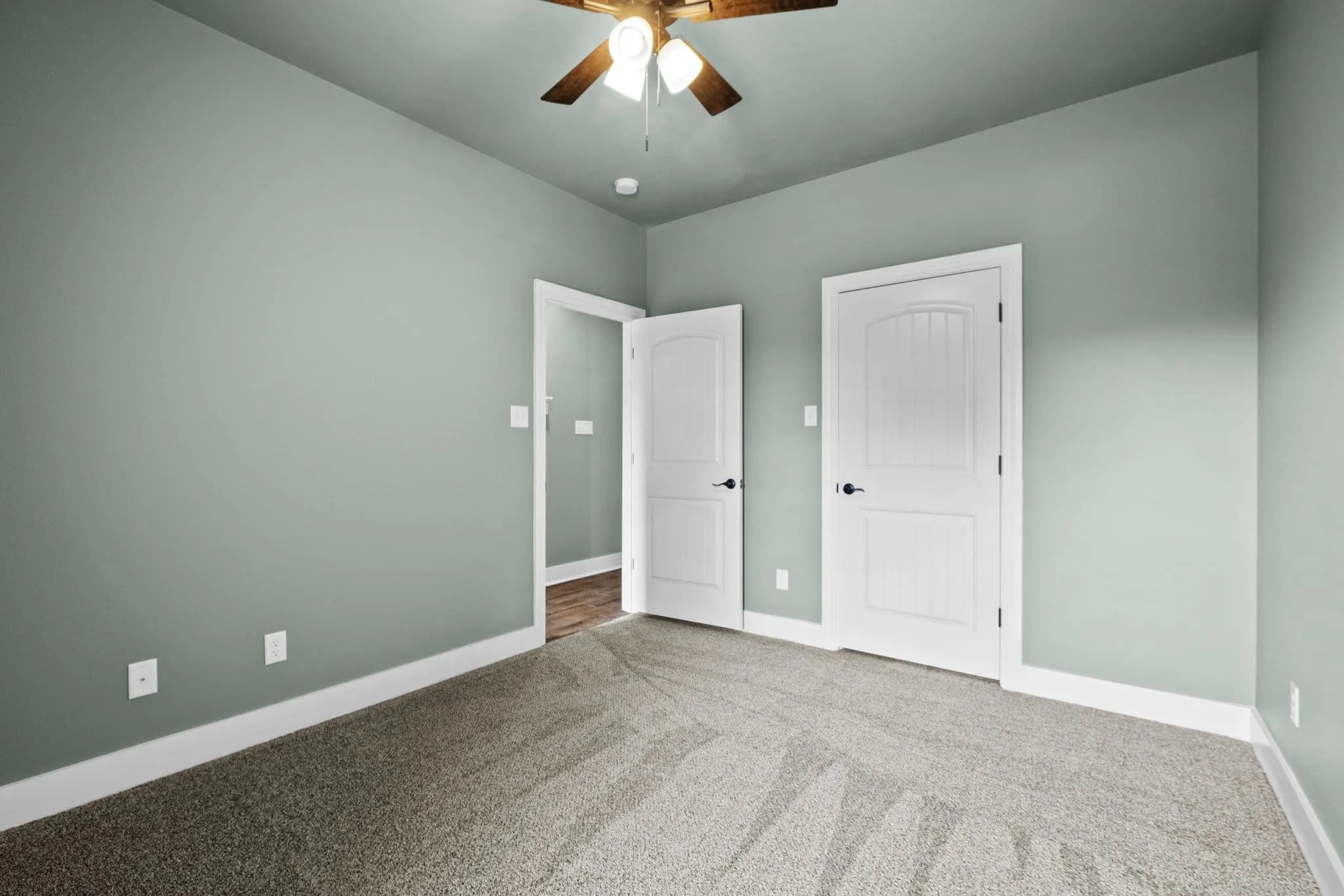 Property at 115  Michelle - Image 22