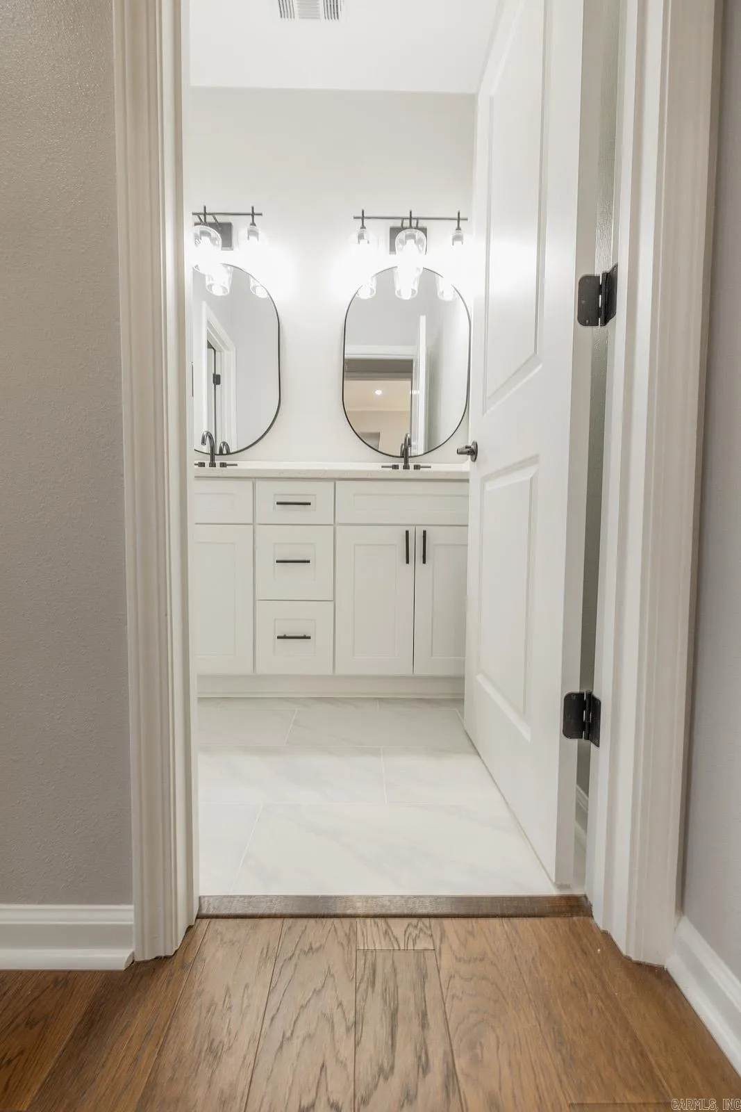 Property at 210  Hawks circle - Image 15