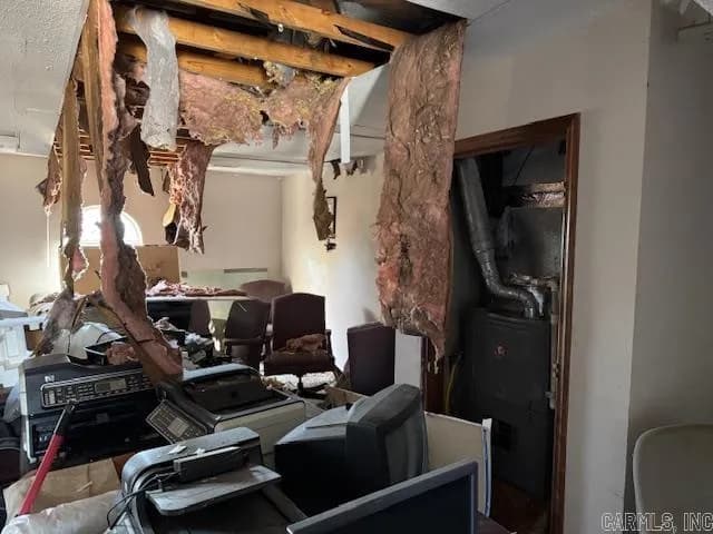 Property at 208 & 210 E Everett - Image 17