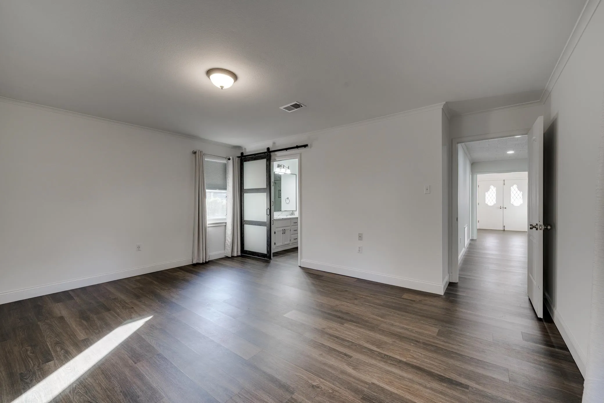 Property at 11  Williamsburg ct. - Image 32