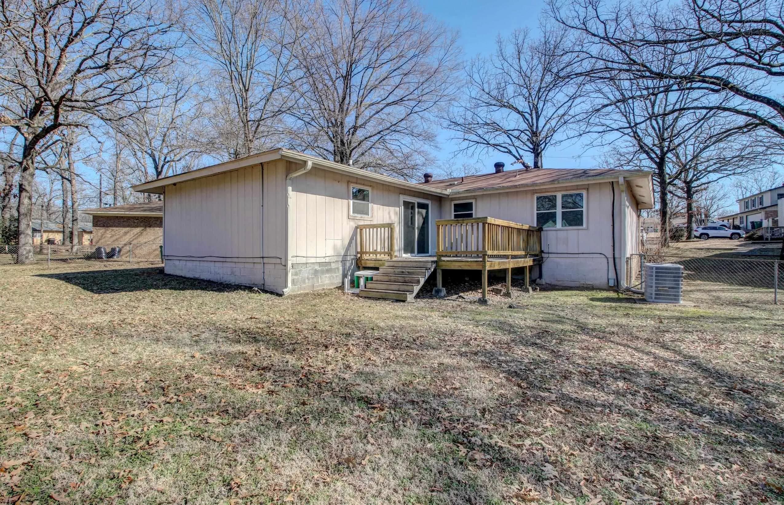 Property at 8  Woodmere - Image 49