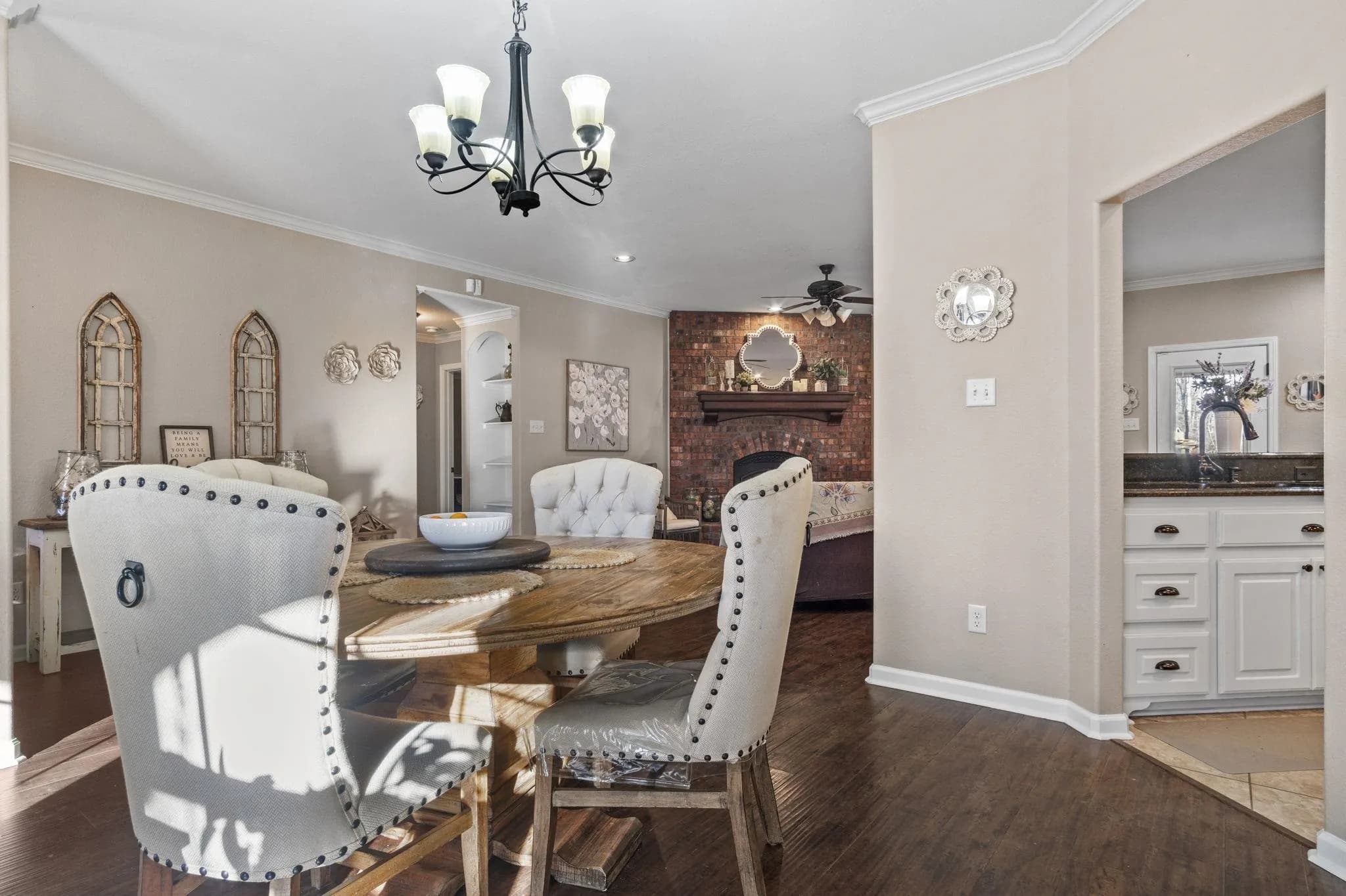 Property at 8718  Bunch - Image 12