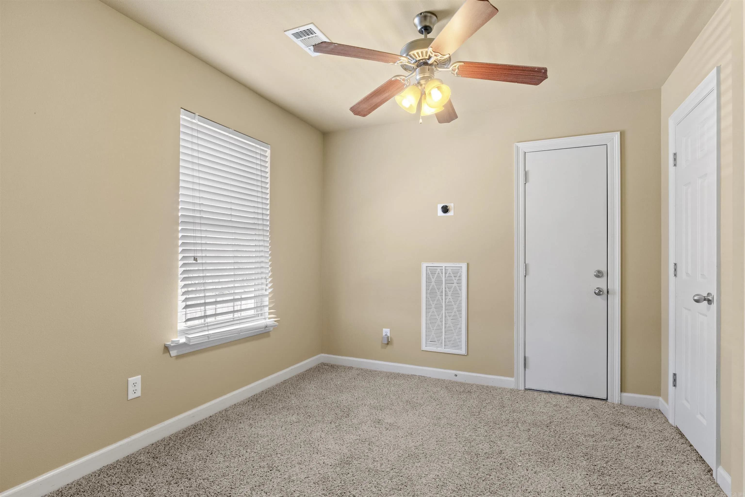 Property at 2322  Mt tabor - Image 41