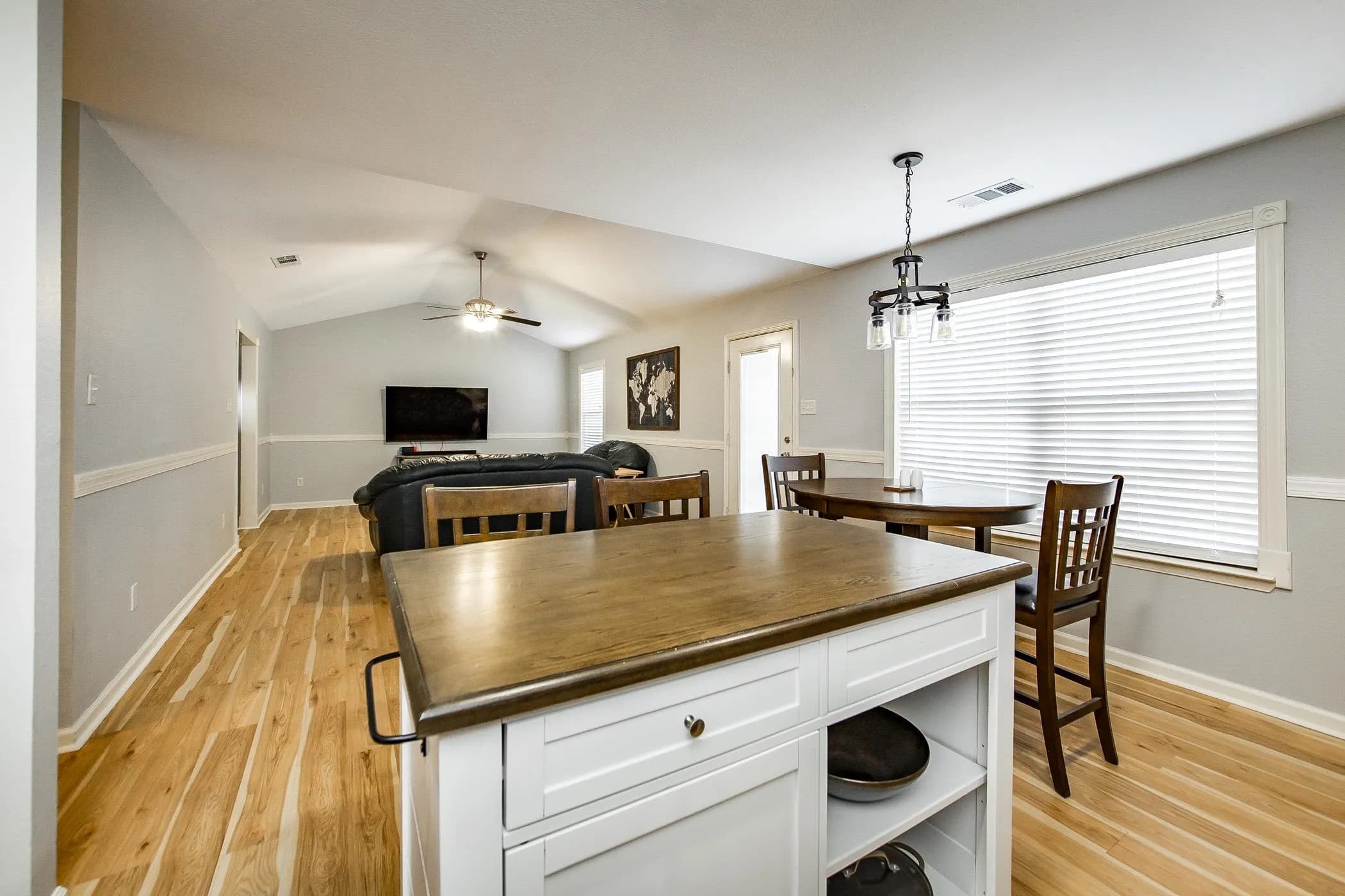 Property at 302  Weathering lane - Image 34