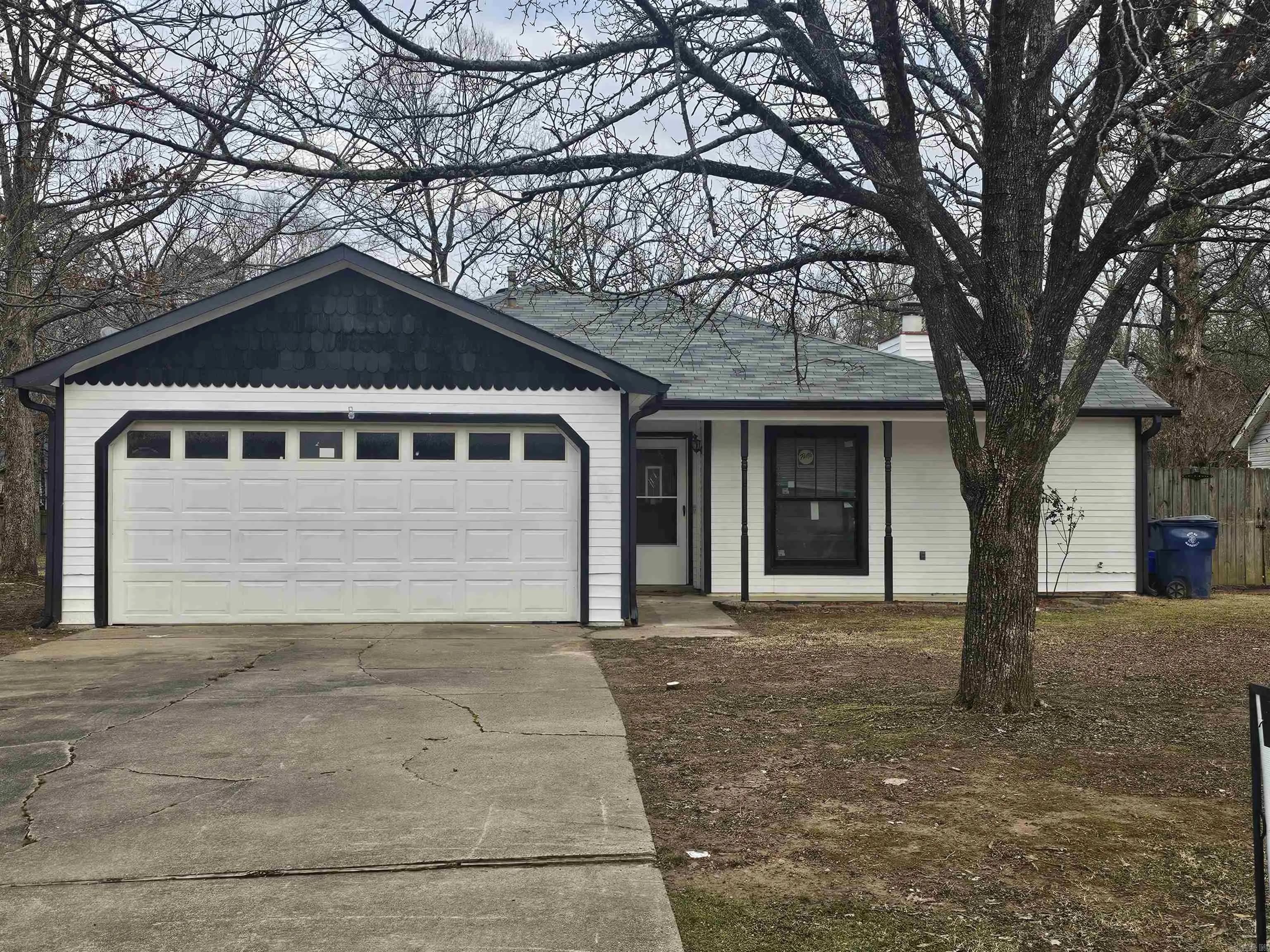 Property at 41  Oak forest - Image 1