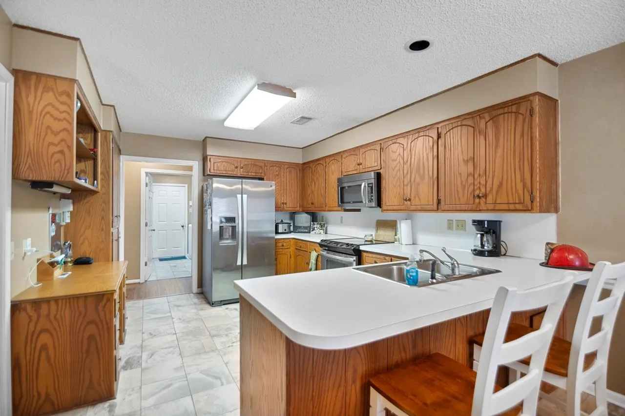 Property at 3801  Deer - Image 13