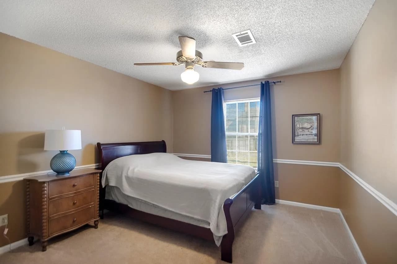Property at 3801  Deer - Image 21