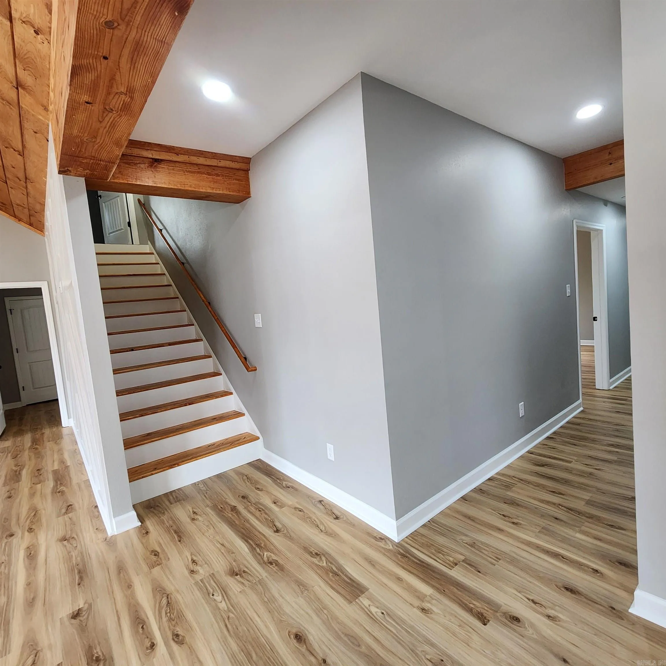 Property at 1013 W Booth - Image 43