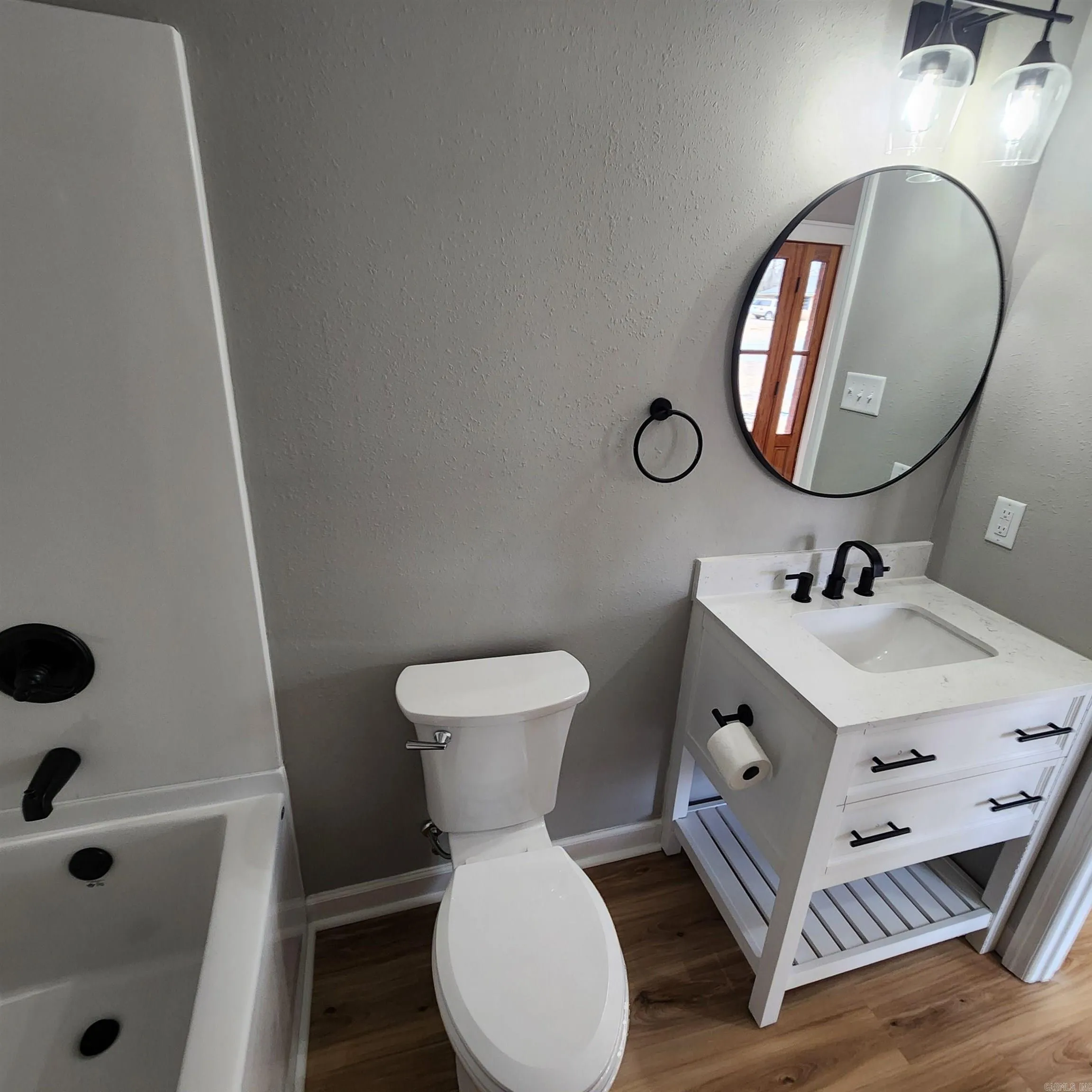 Property at 1013 W Booth - Image 27