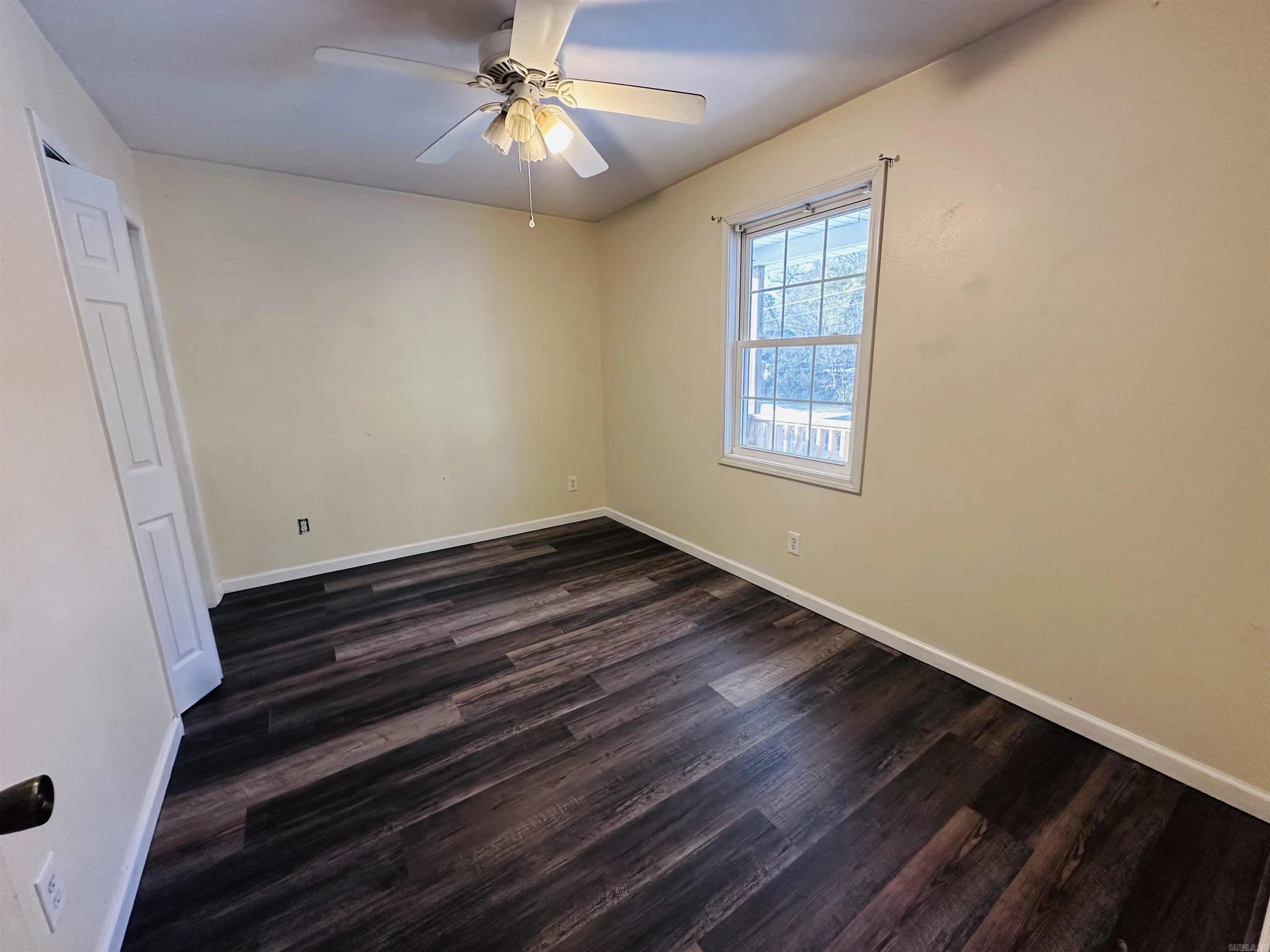 Property at 211  Leonard - Image 5