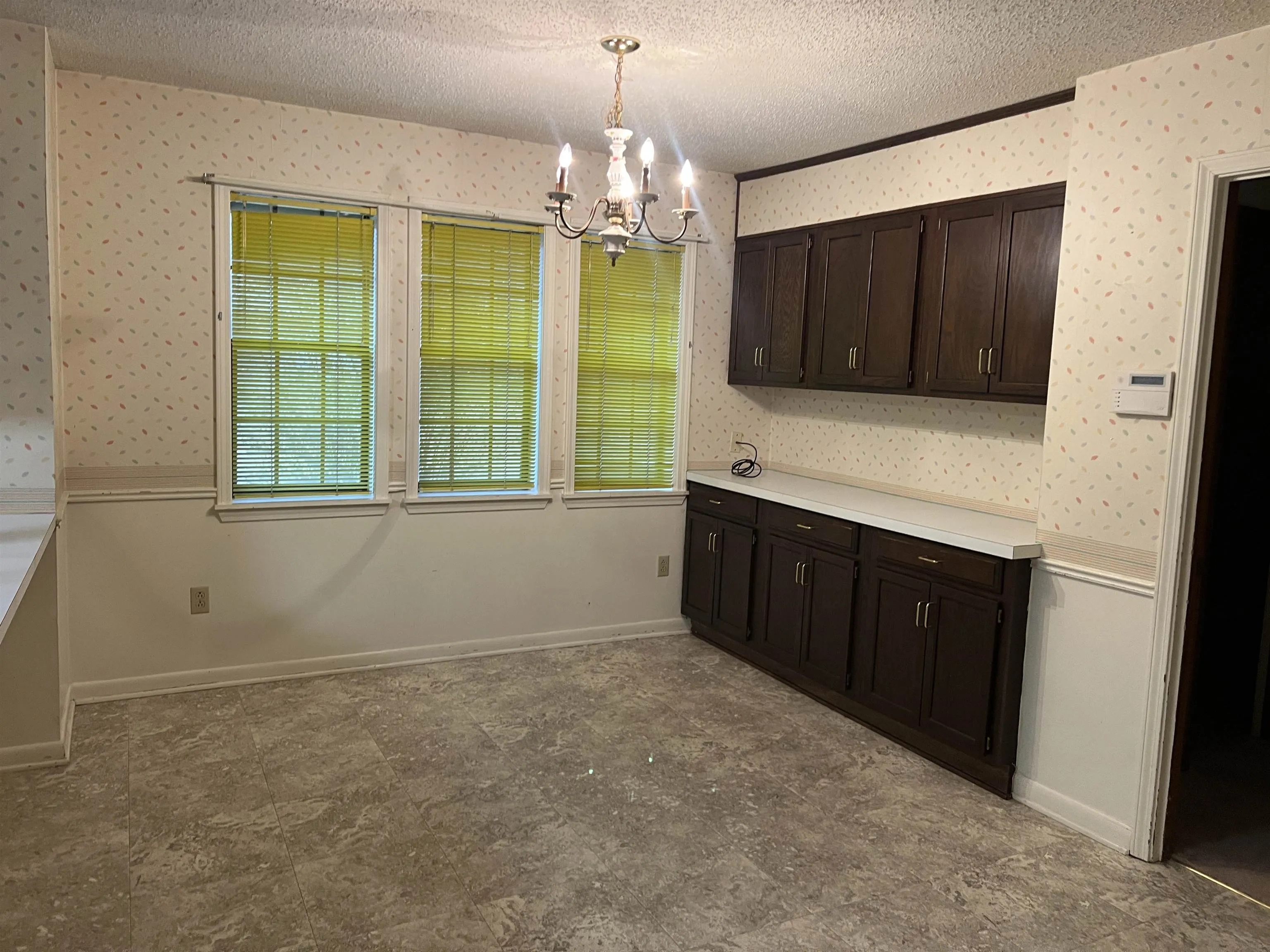 Property at 7  Cromwell cove - Image 6