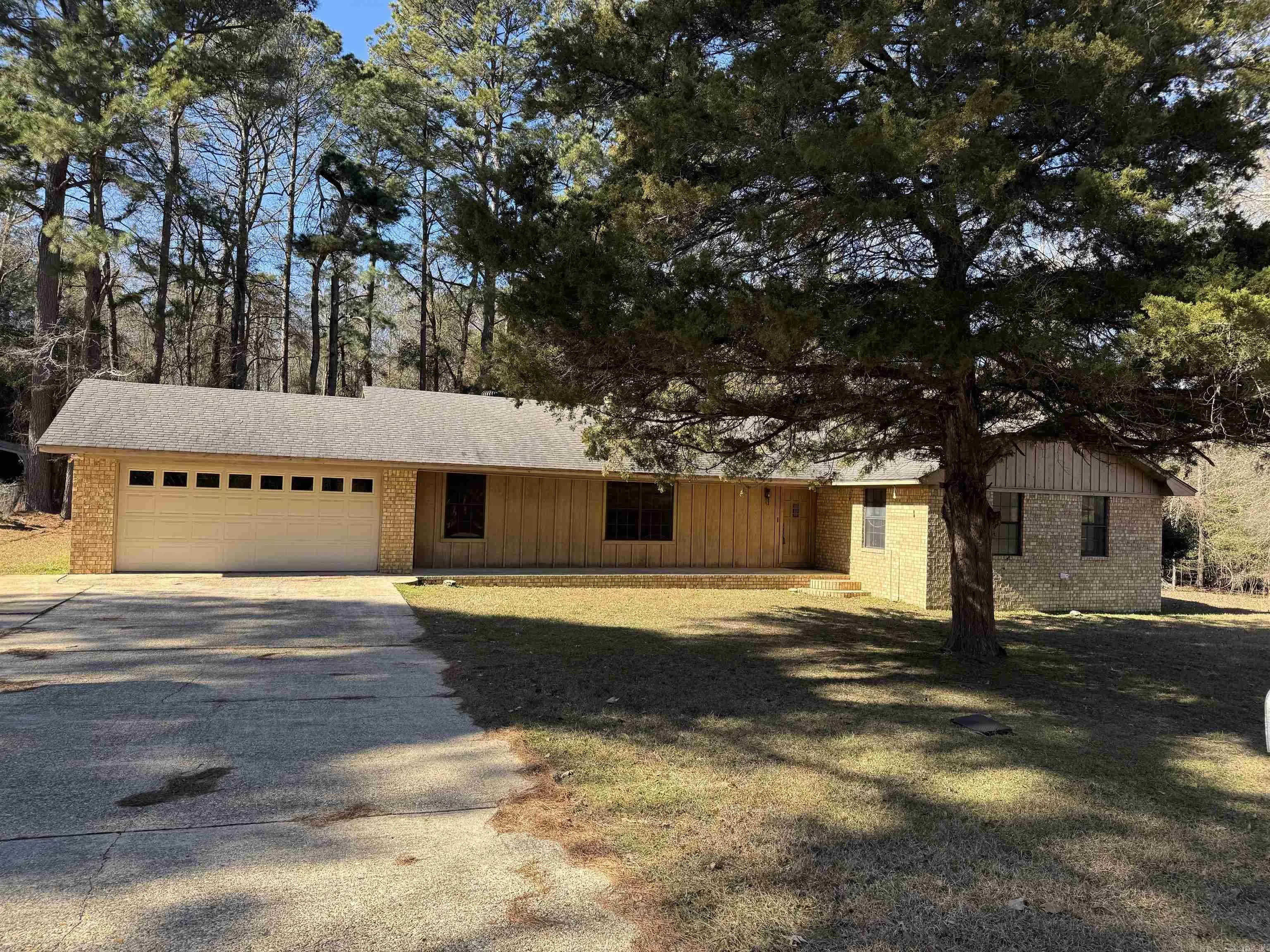 Property at 258  Jay ave - Image 1