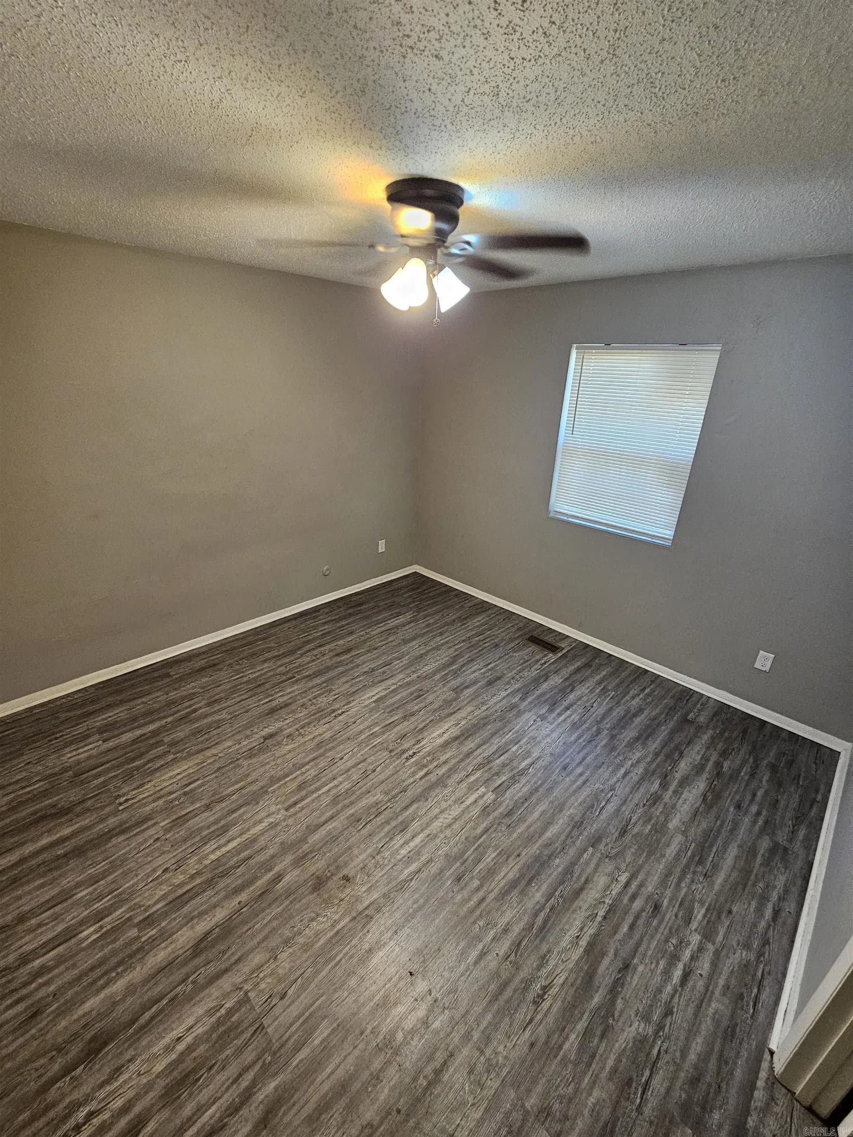Property at 2301  Dorchester, A - Image 12