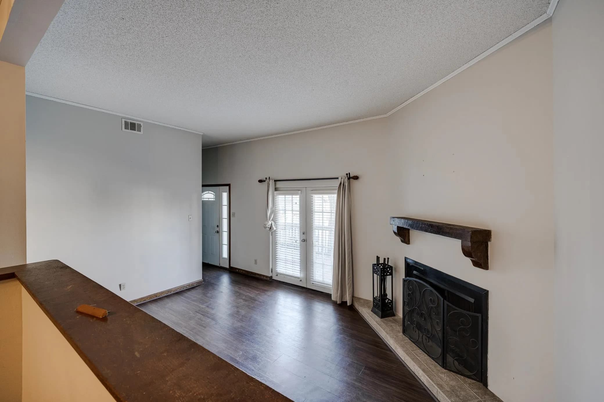 Property at 1208 N Oaks - Image 9