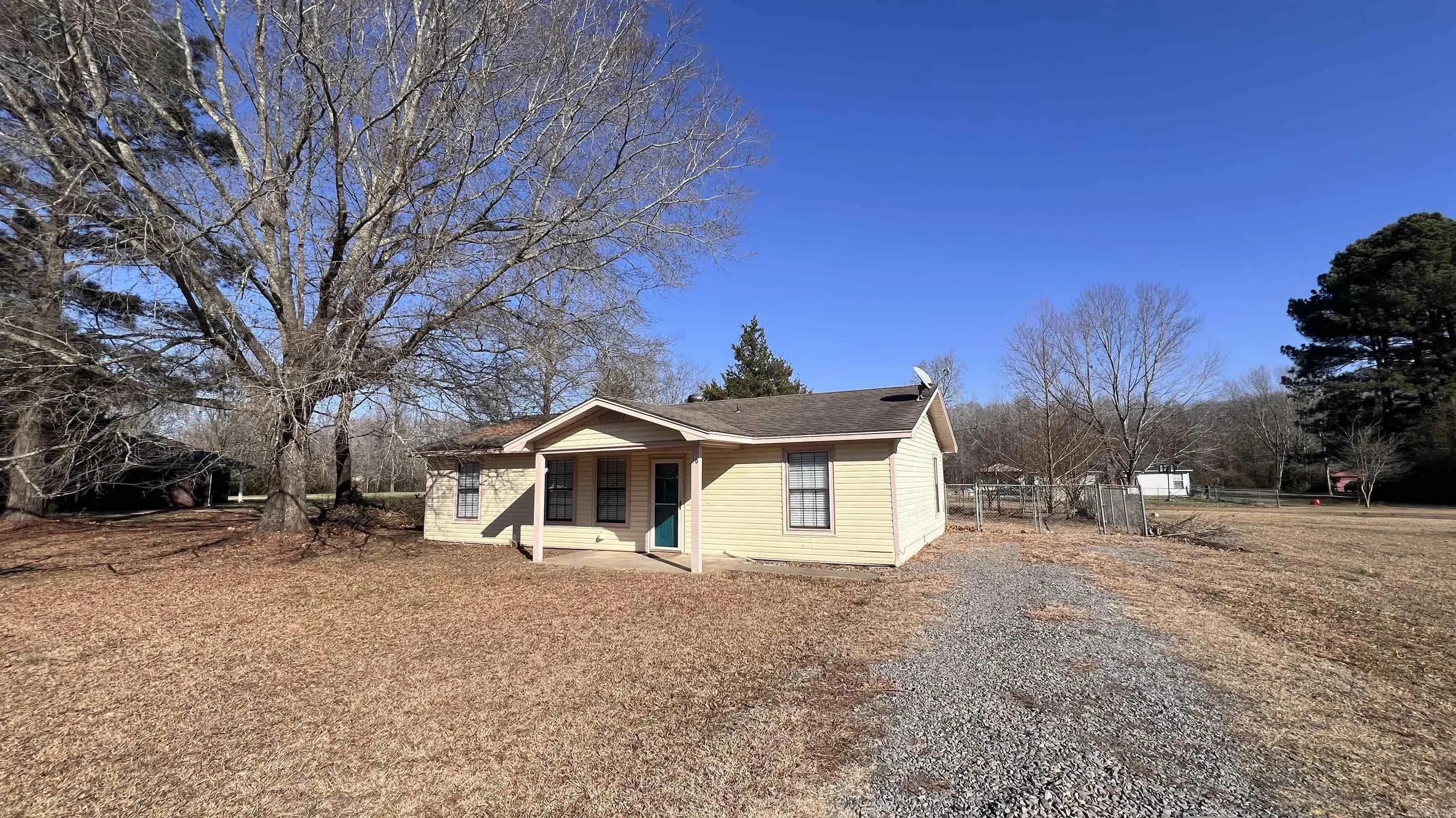 Property at 10  Sagebrush - Image 2
