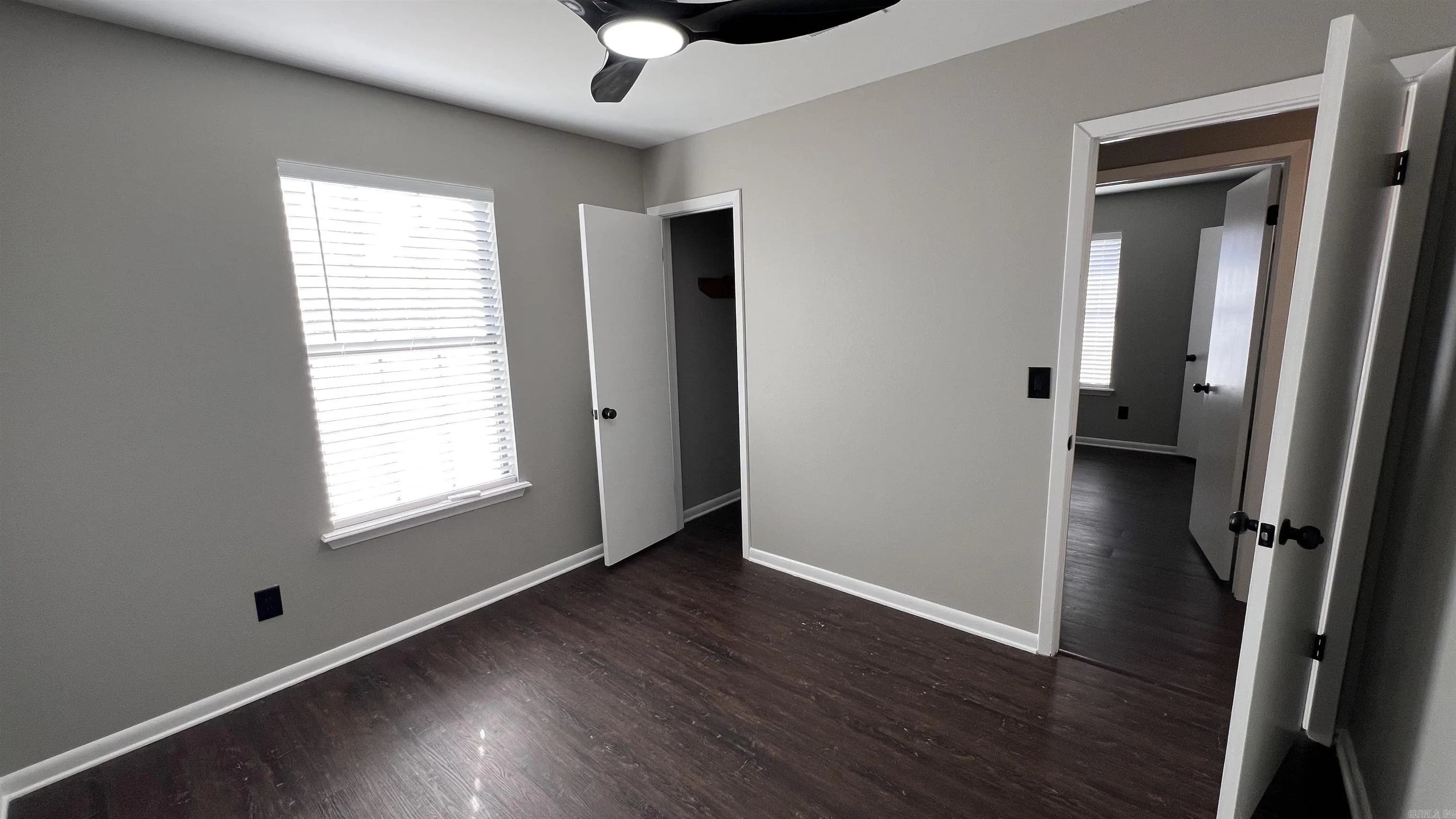 Property at 10  Sagebrush - Image 13