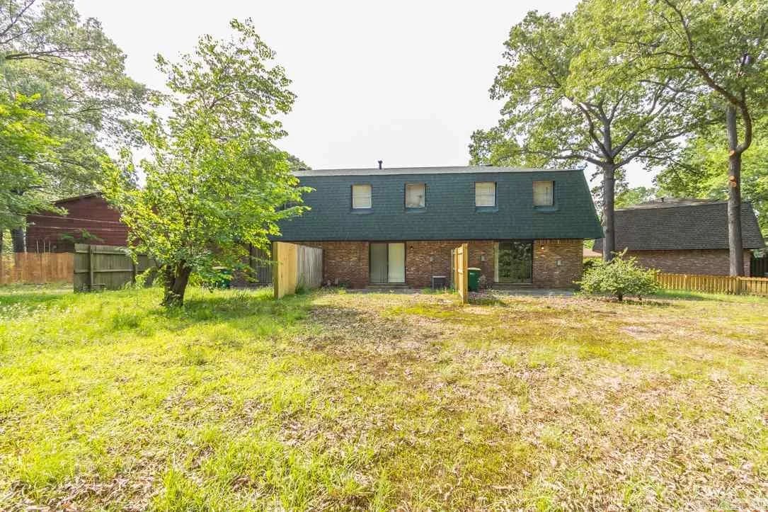 Property at 17  Laramie, C - Image 3