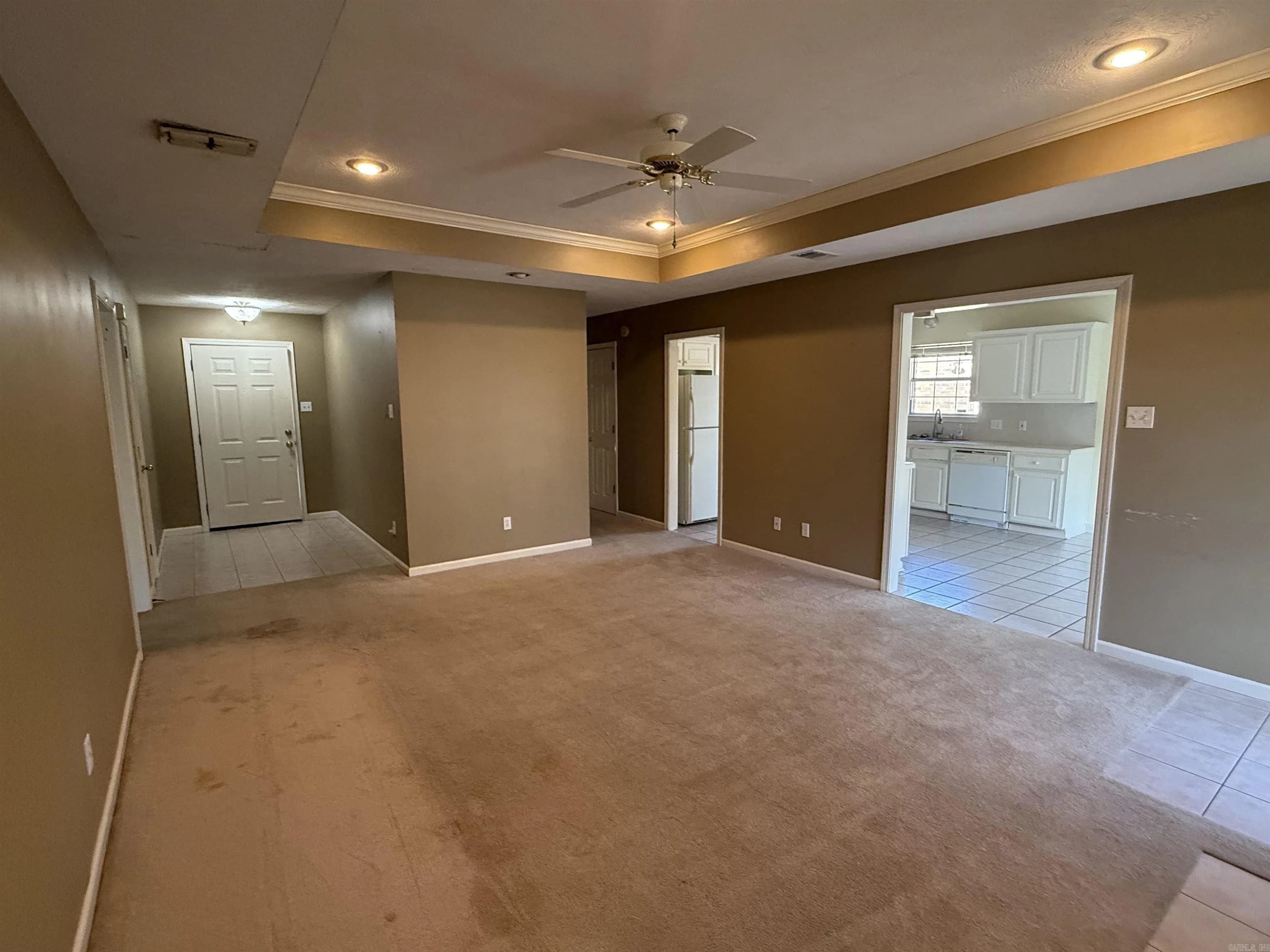 Property at 910  Crosspoint - Image 5