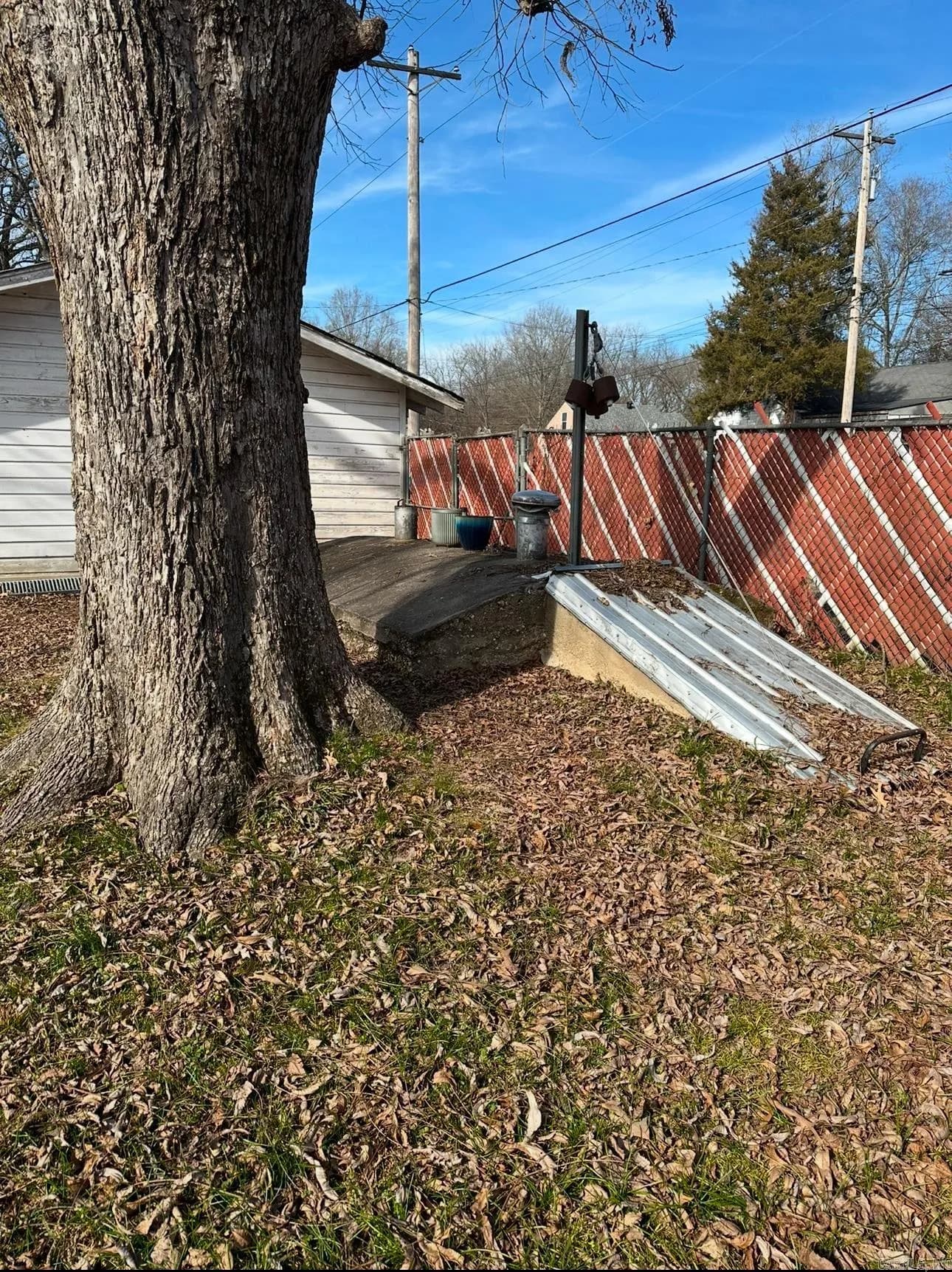 Property at 801 S Market - Image 11