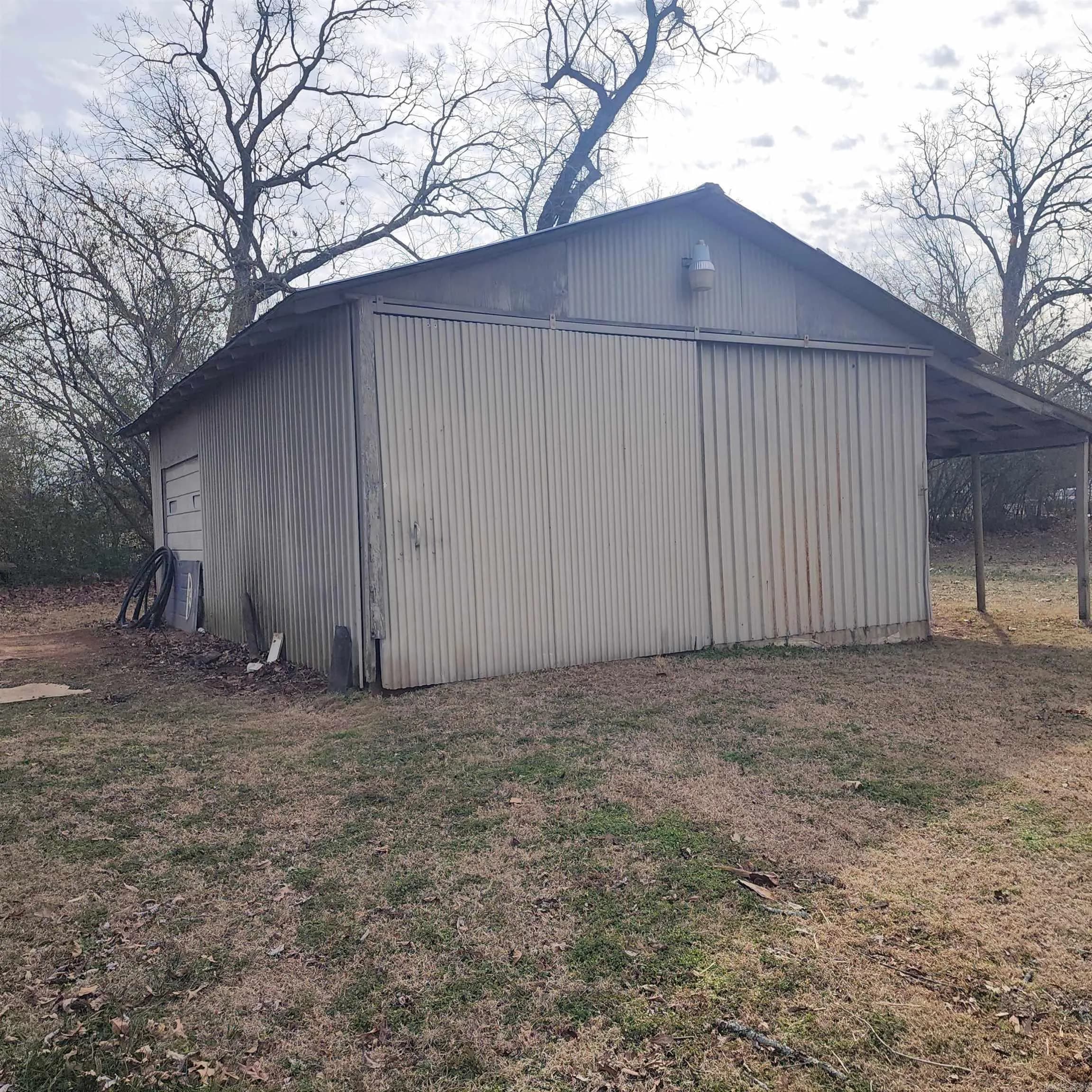 Property at 104 S Spain - Image 48