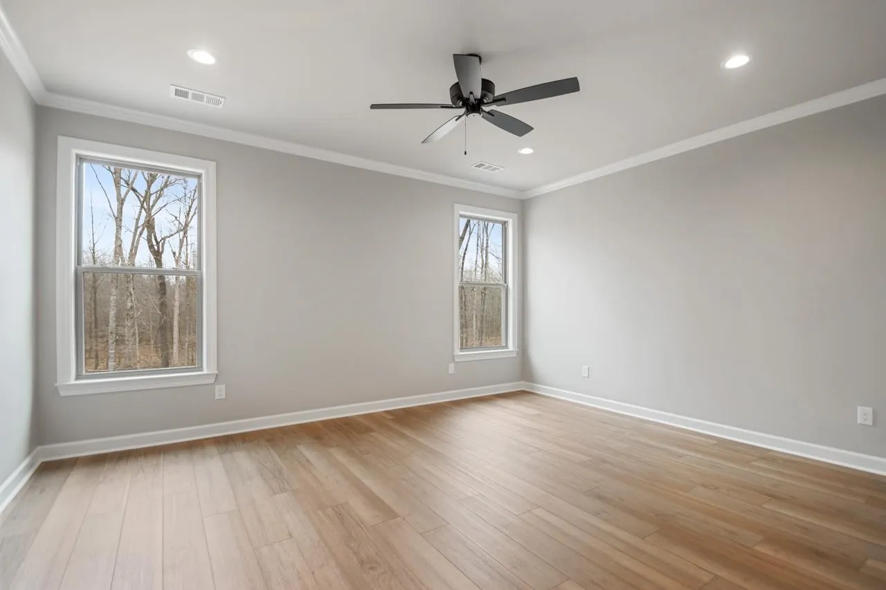 Property at 9296  Wooddale - Image 34