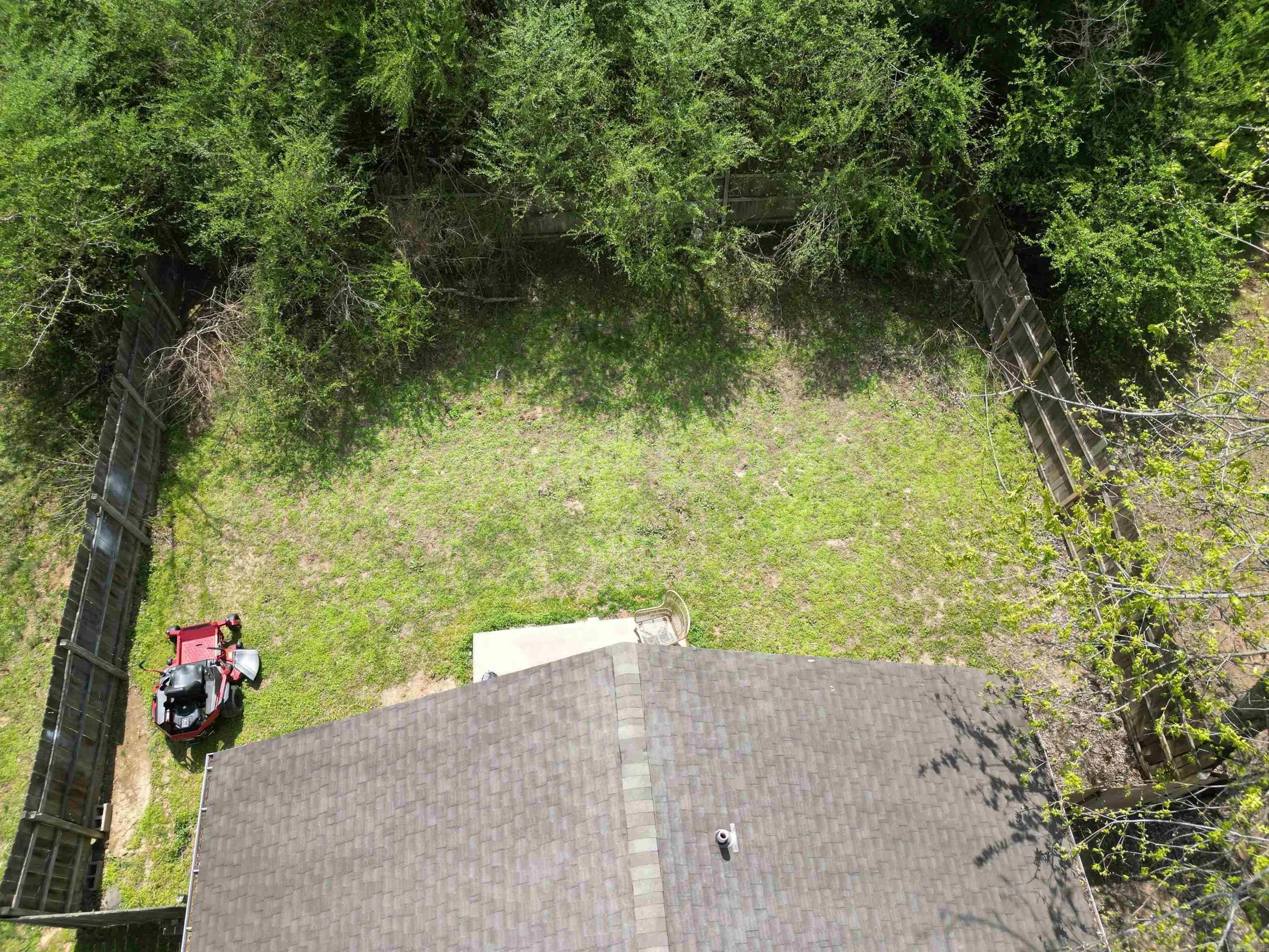 Property at 920 E Gum - Image 17